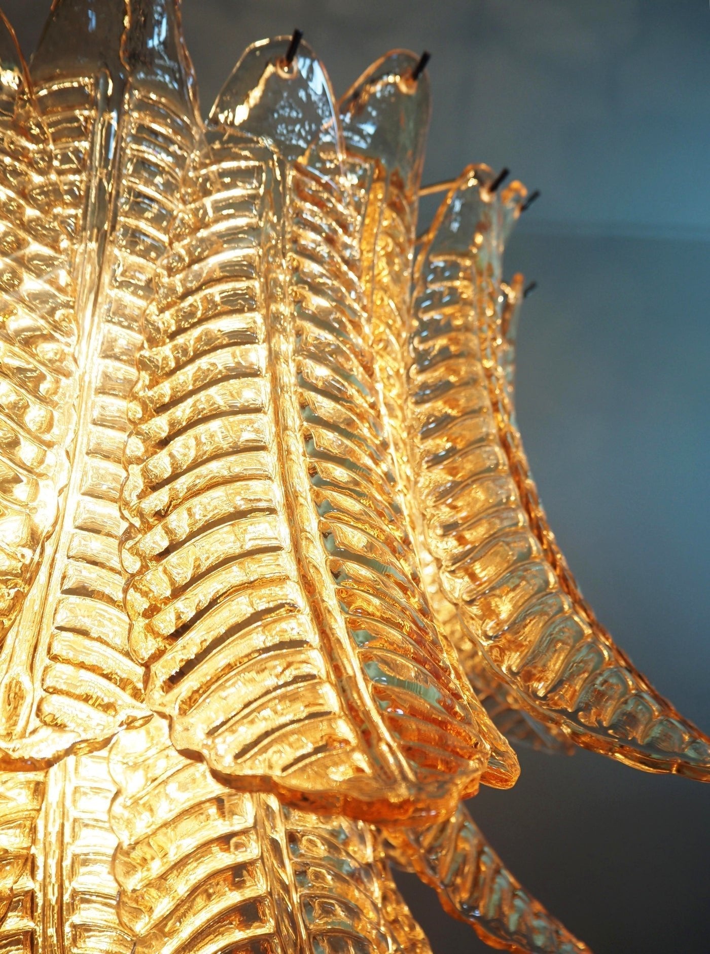 Aurora Chandelier Amber Leaf Glass Layered Venetian Elegance - Blowlighting