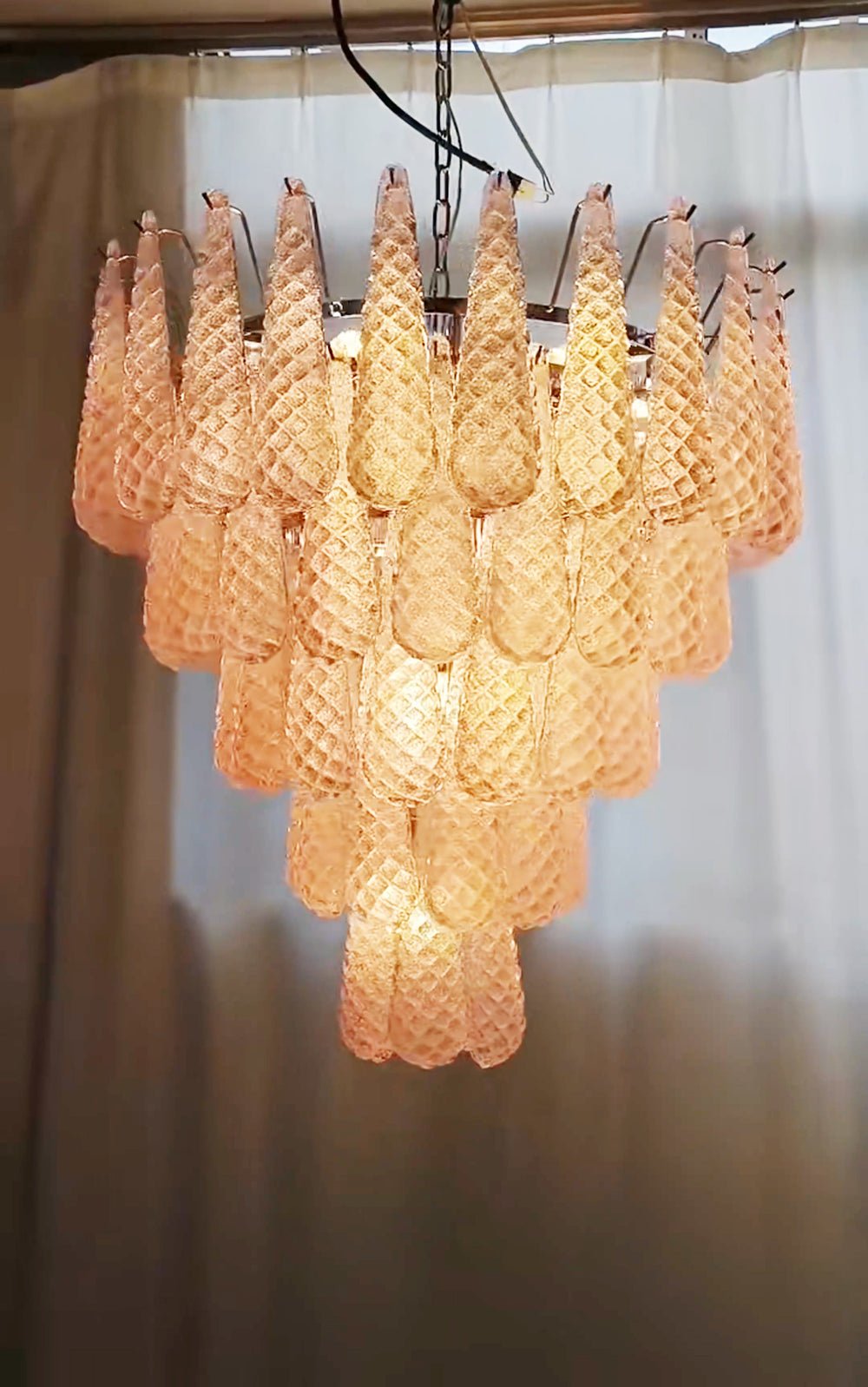 Aurora Chandelier Pink Droplet Murano Glass Diamond Pattern Waterfall - Blowlighting
