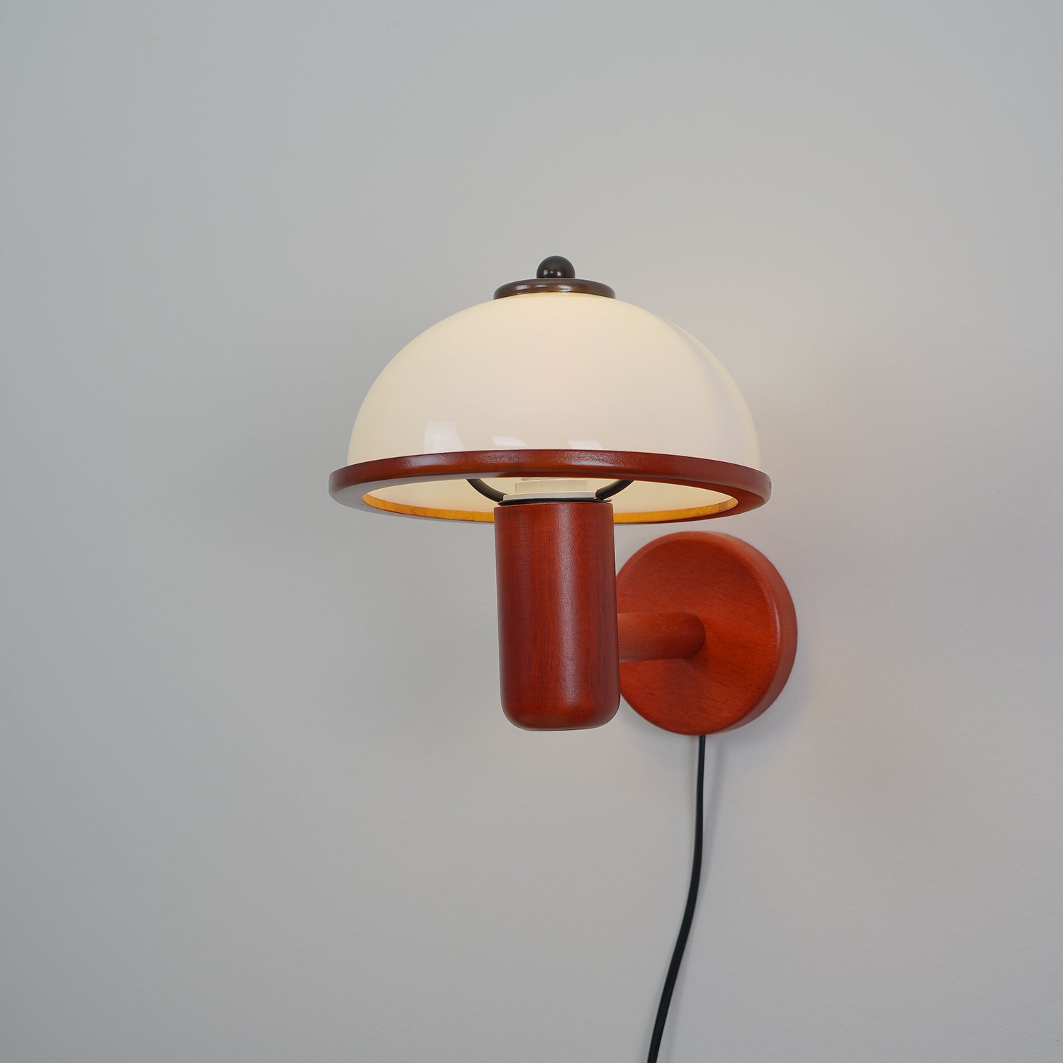 Seren Mushroom Wall Lamp - Blowlighting