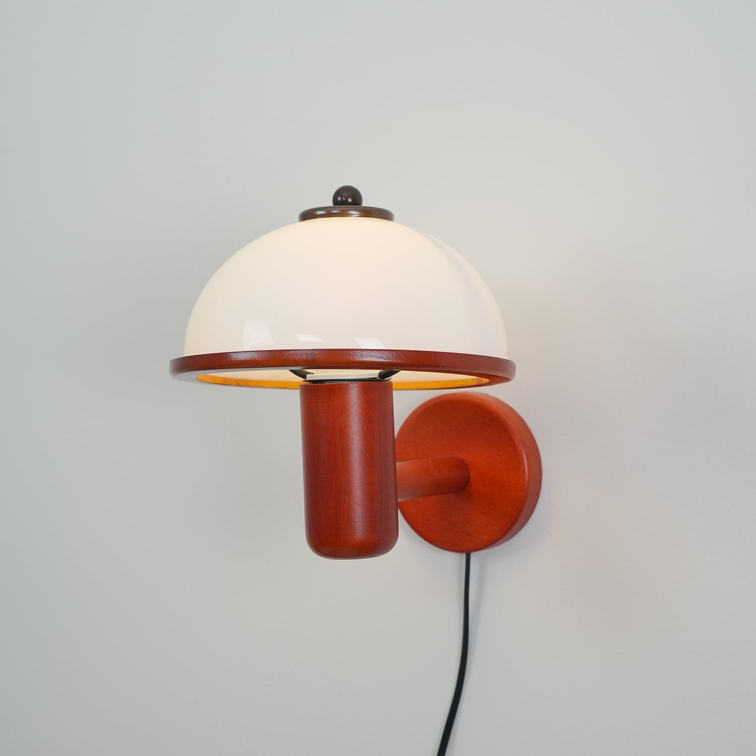 Mushroom Wood Wall Lamp - Blowlighting