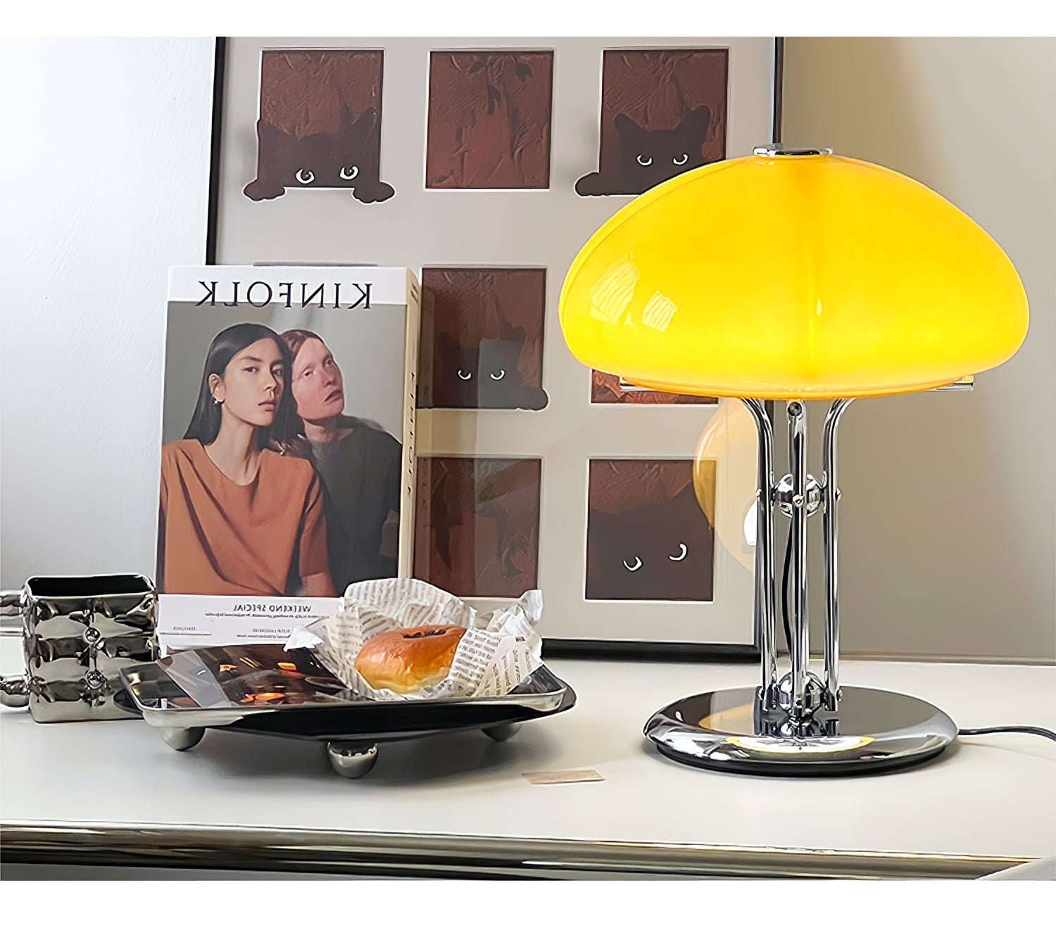 Mushroom Bauhaus Table Lamp - Blowlighting
