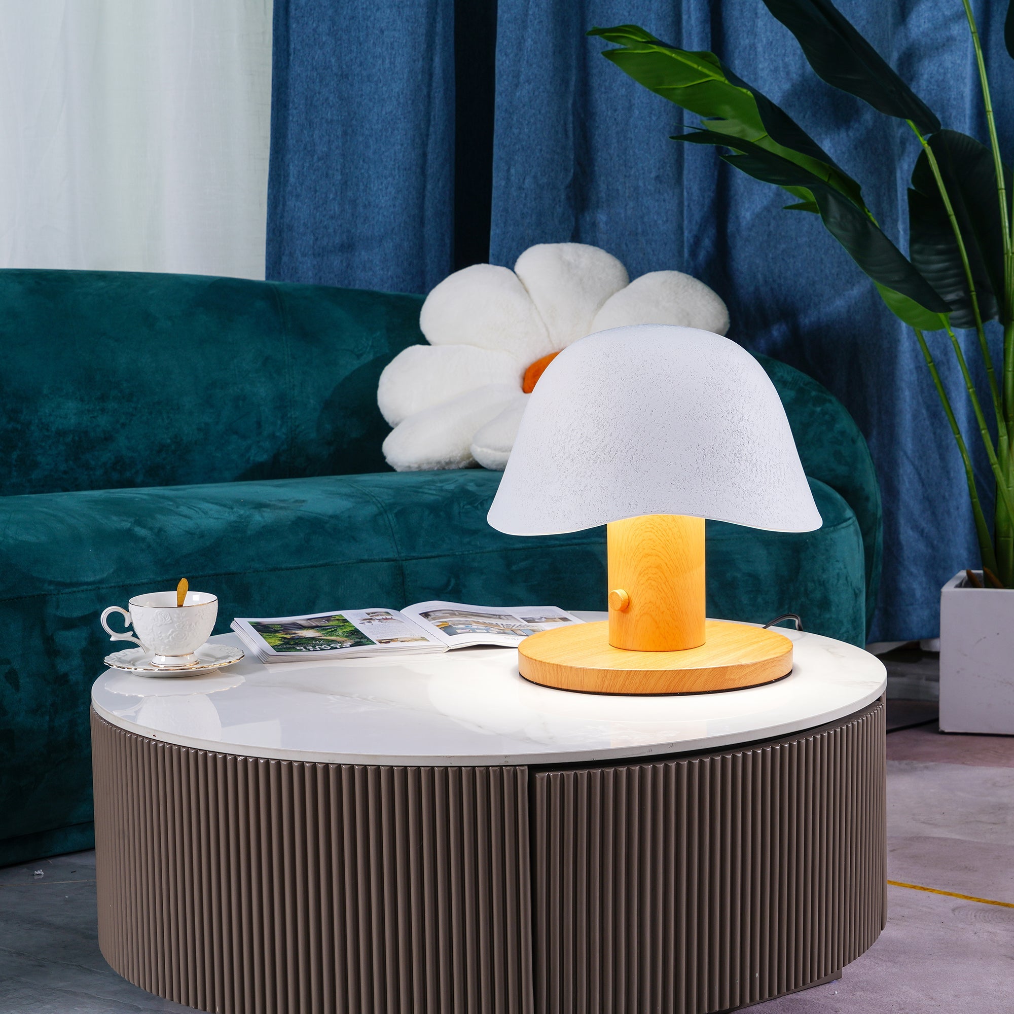 Mushroom Inspired Table Lamp - Blowlighting