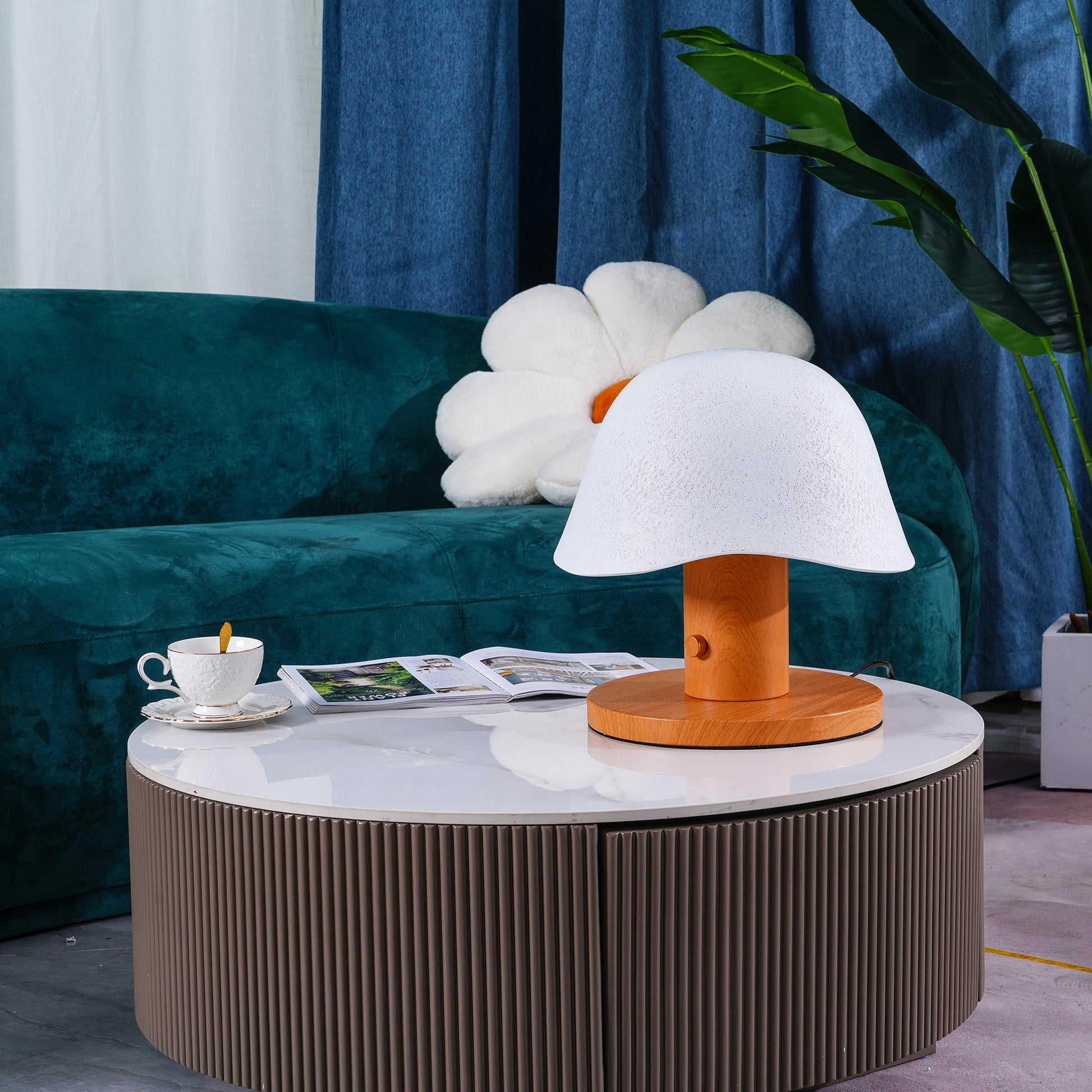 Mushroom Inspired Table Lamp - Blowlighting