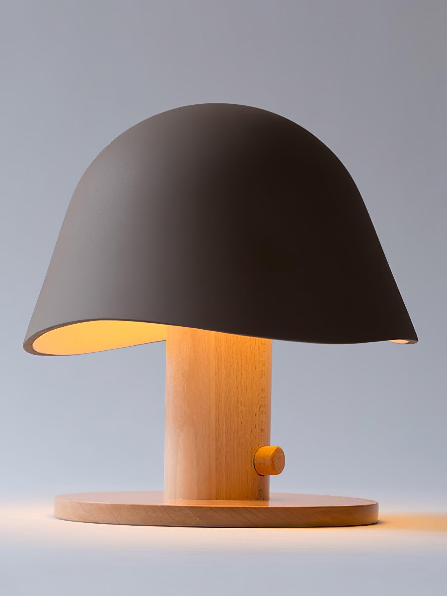 Mushroom Inspired Table Lamp - Blowlighting
