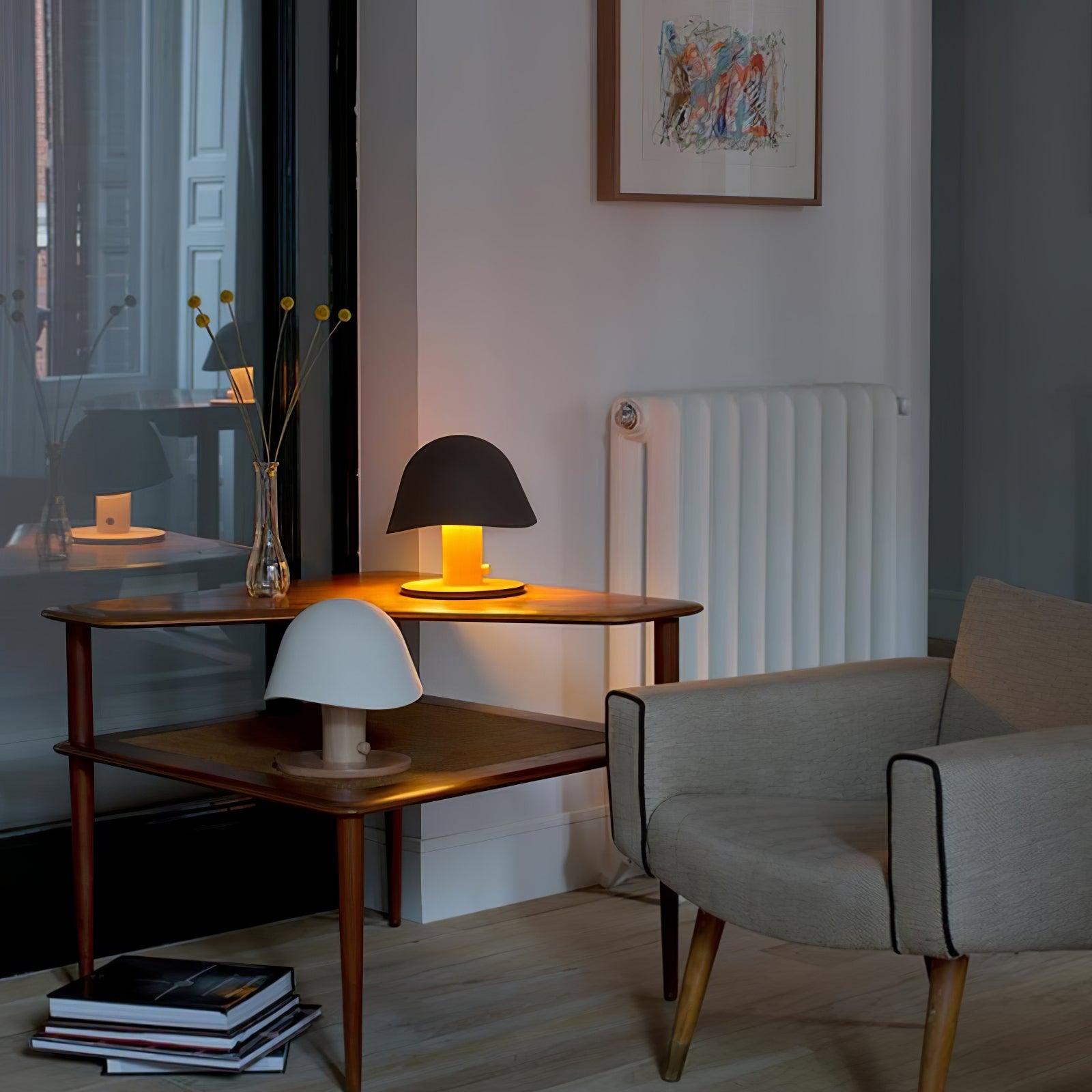 Mushroom Inspired Table Lamp - Blowlighting