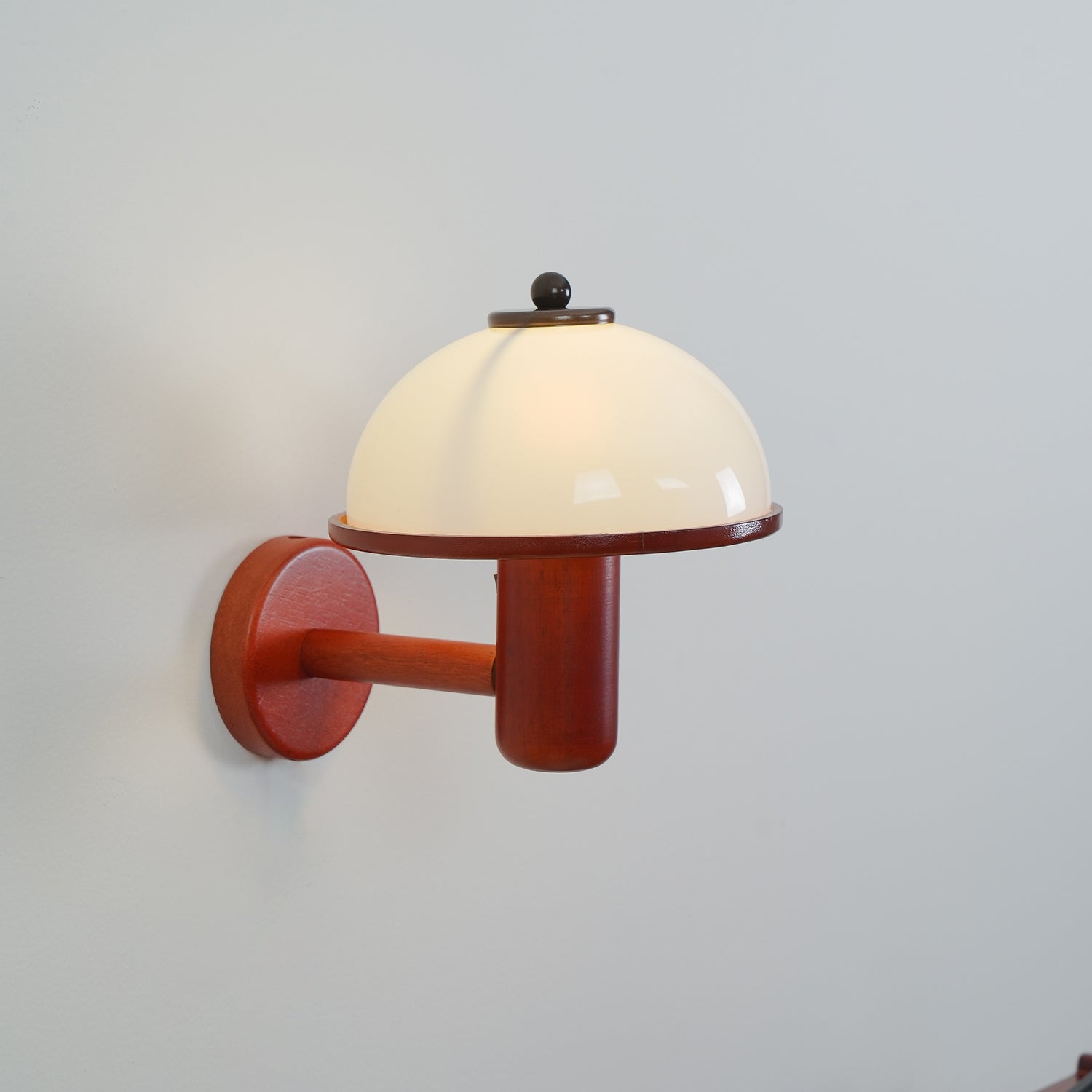 Seren Mushroom Wall Lamp - Blowlighting
