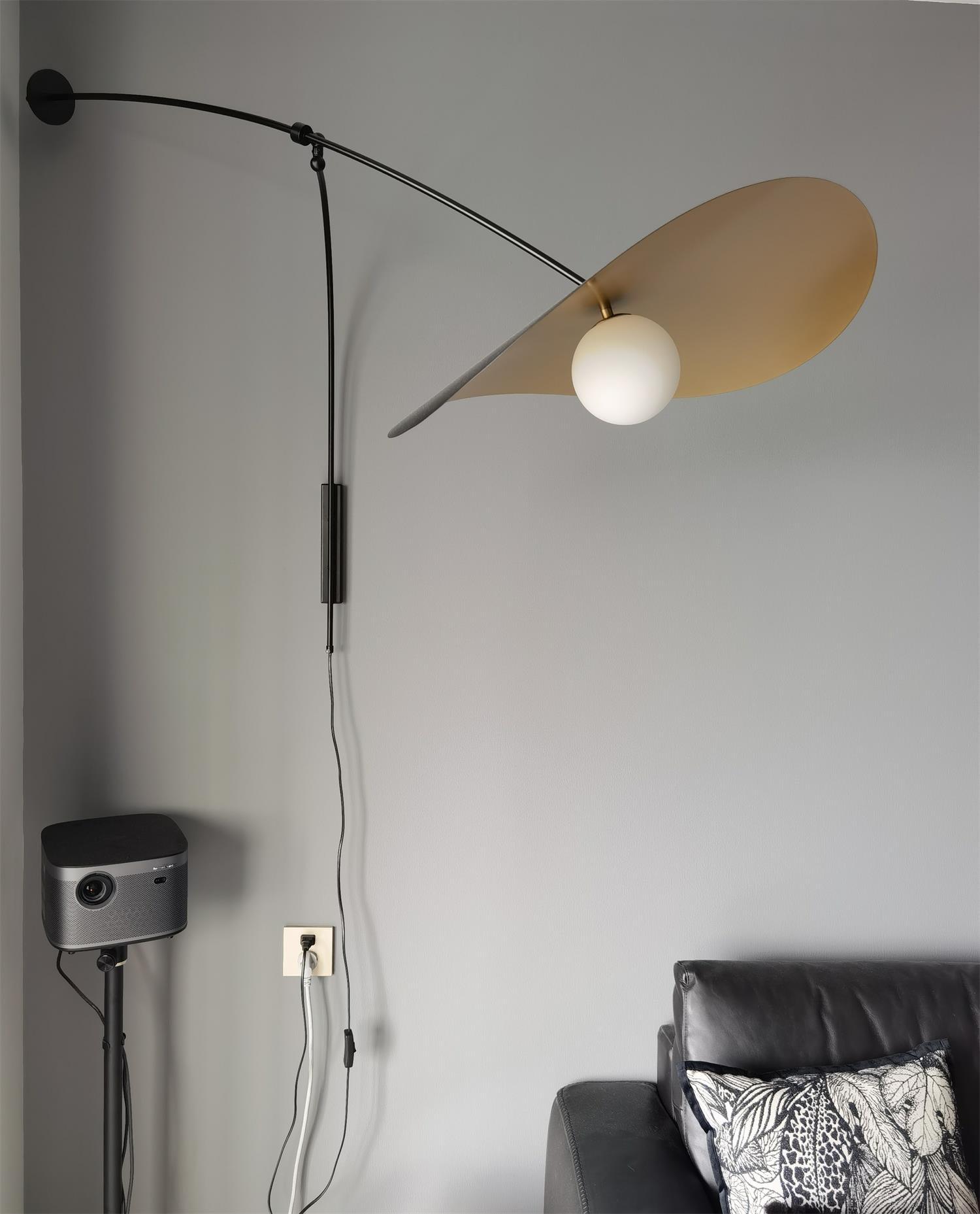 Myrna Wall Light - Blowlighting