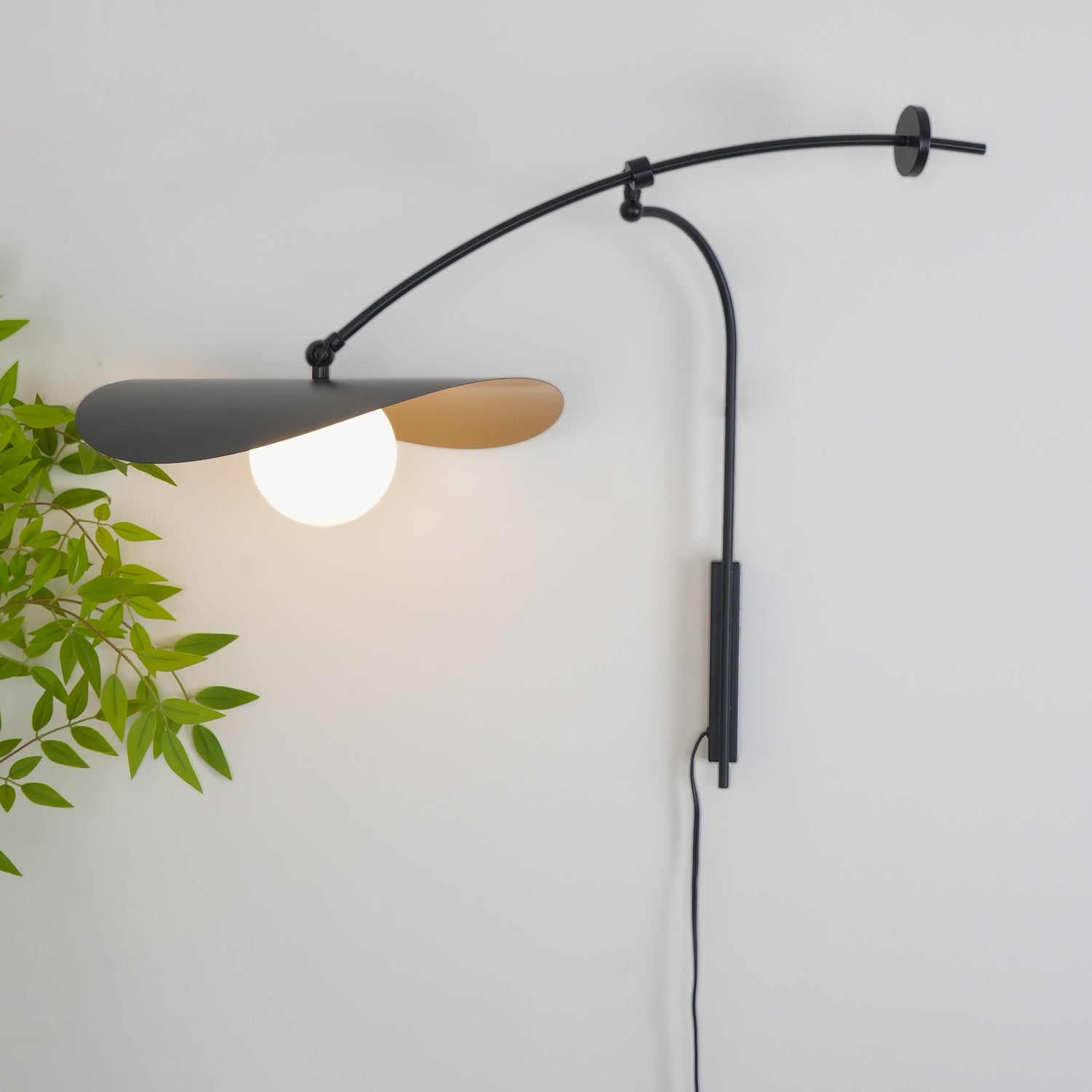 Myrna Wall Light - Blowlighting