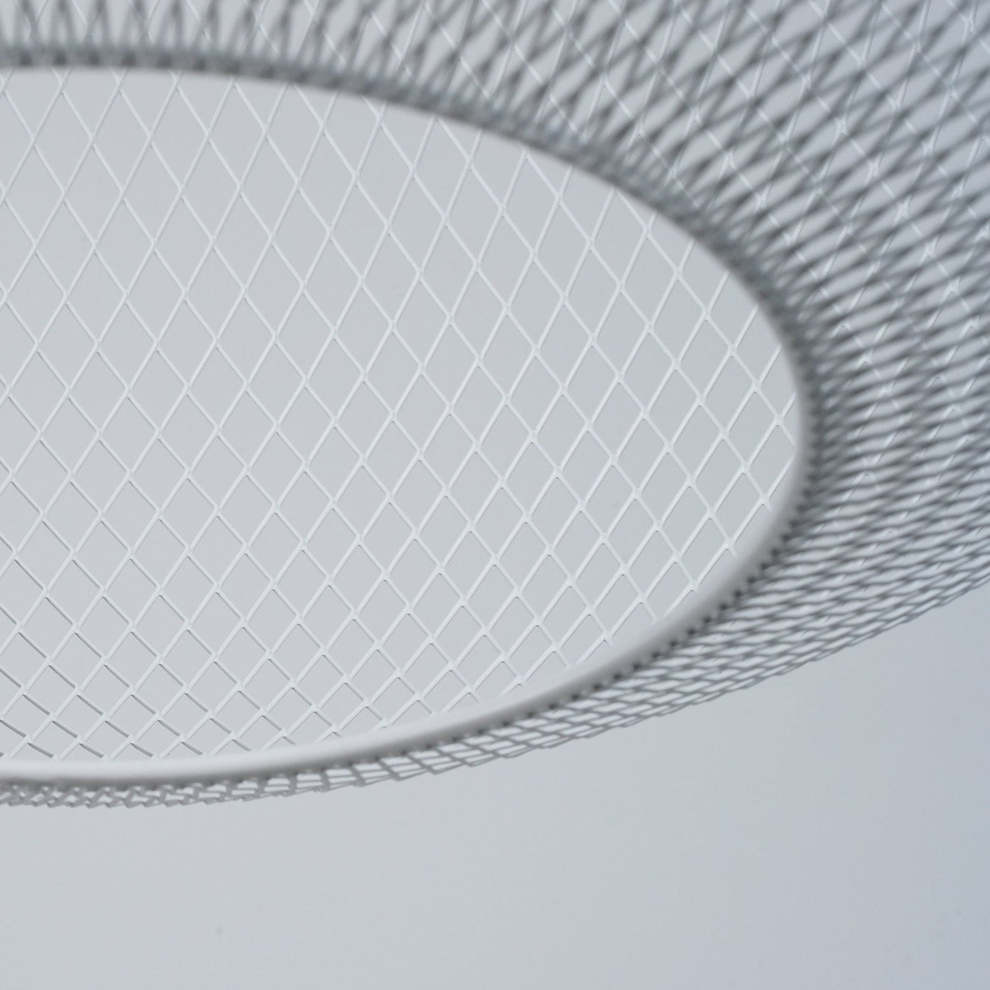 Metallic Meshwork Pendant Lamp - Blowlighting