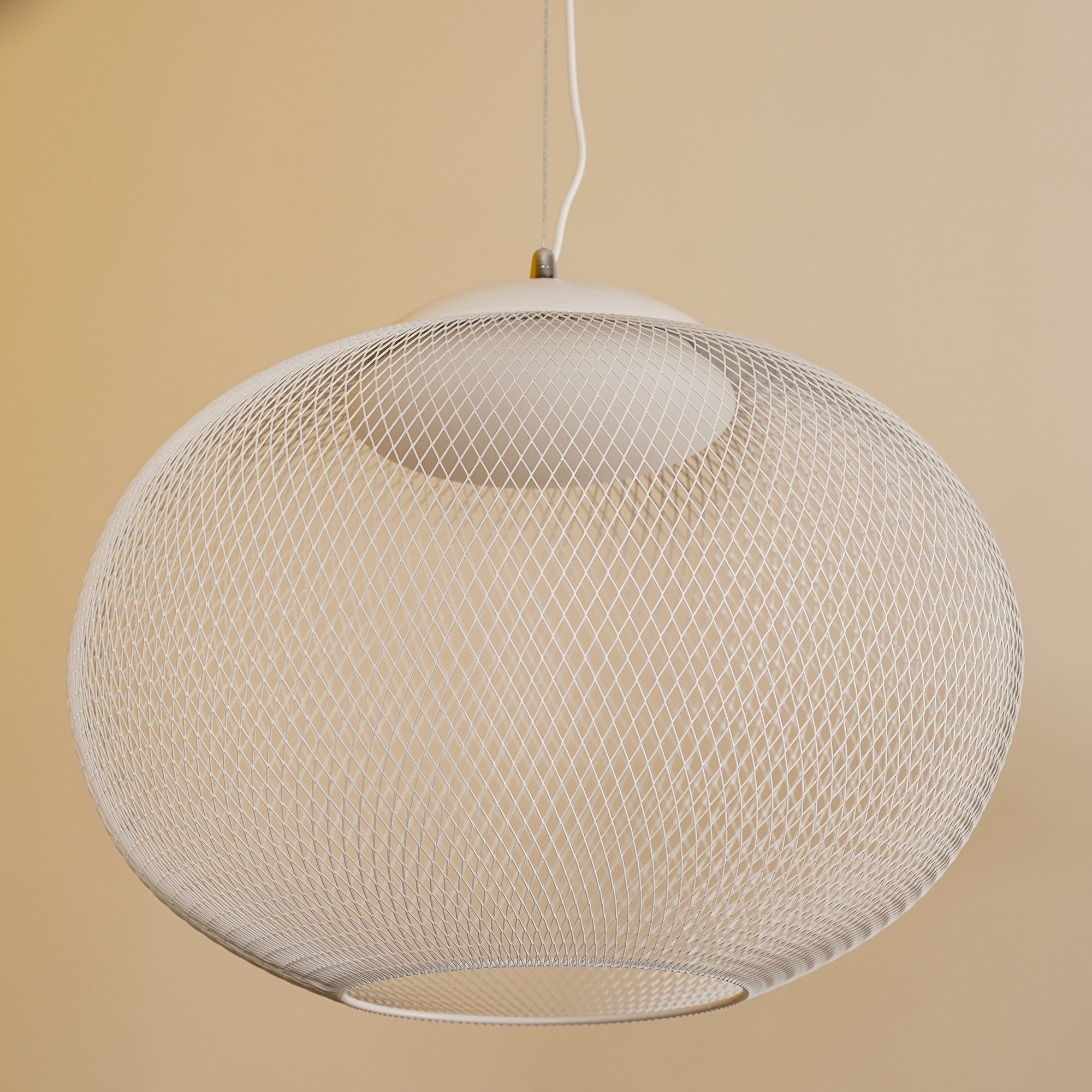 Metallic Meshwork Pendant Lamp - Blowlighting