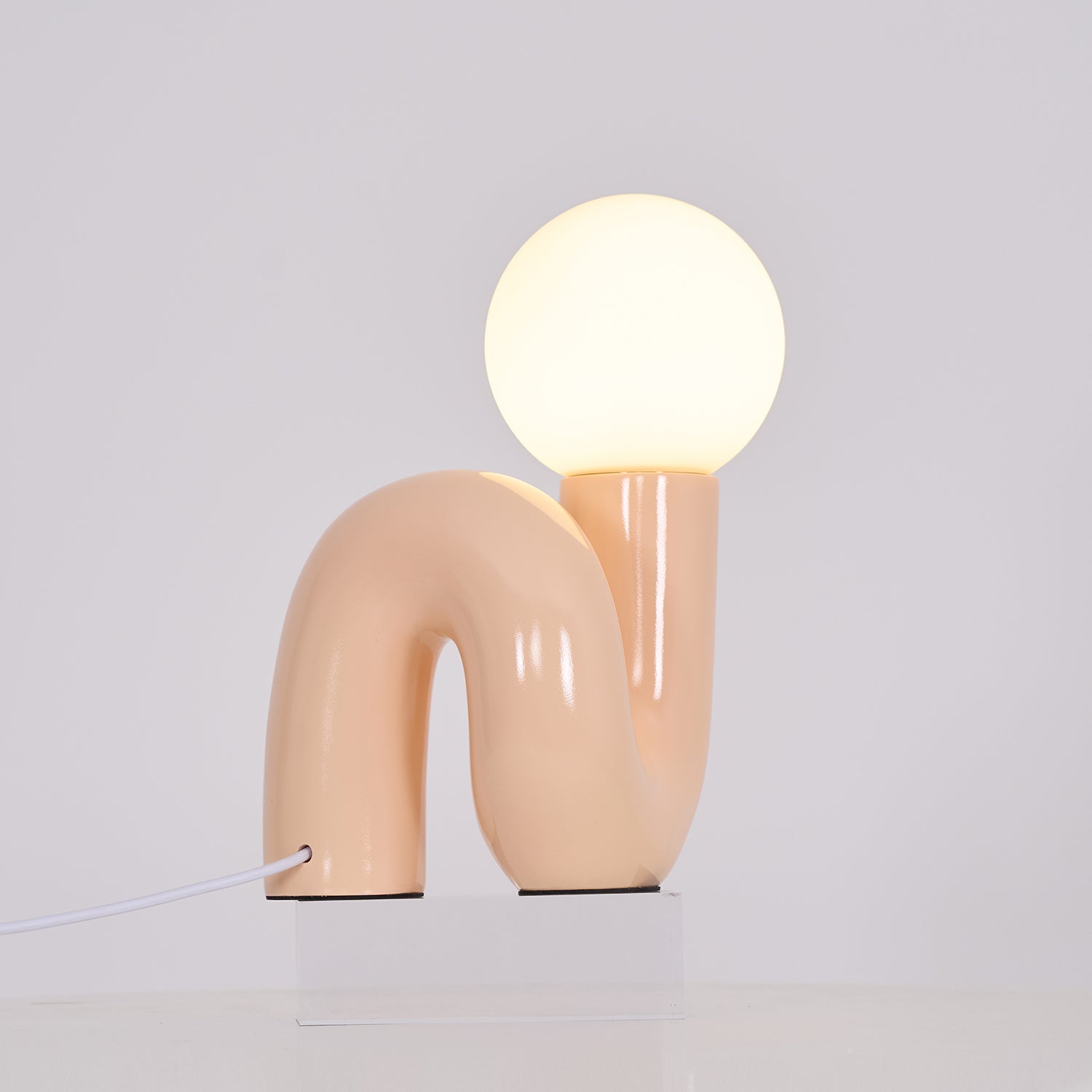 Playful N Shape Table Lamp - Blowlighting