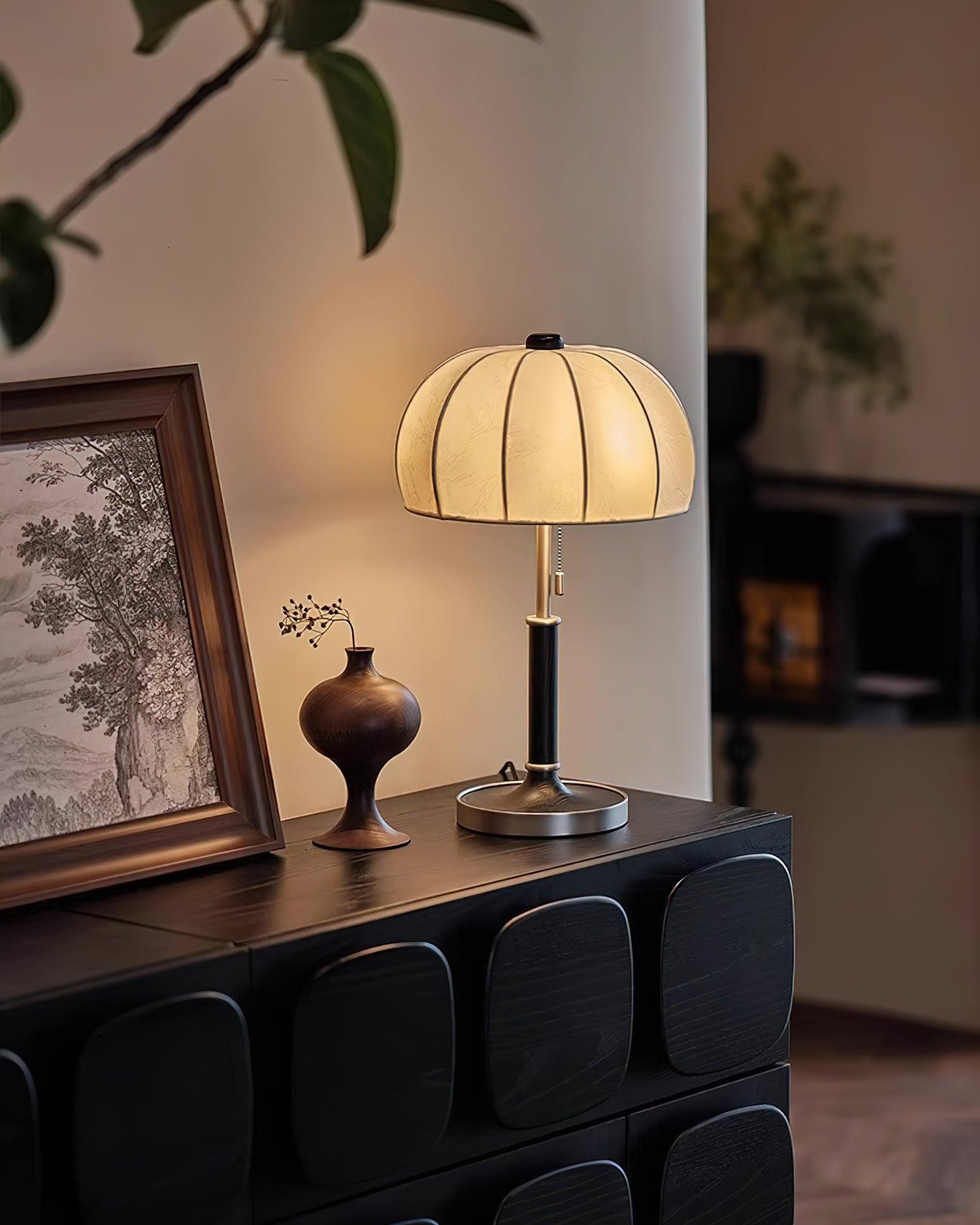 Nanyang Retro Table Lamp - Blowlighting