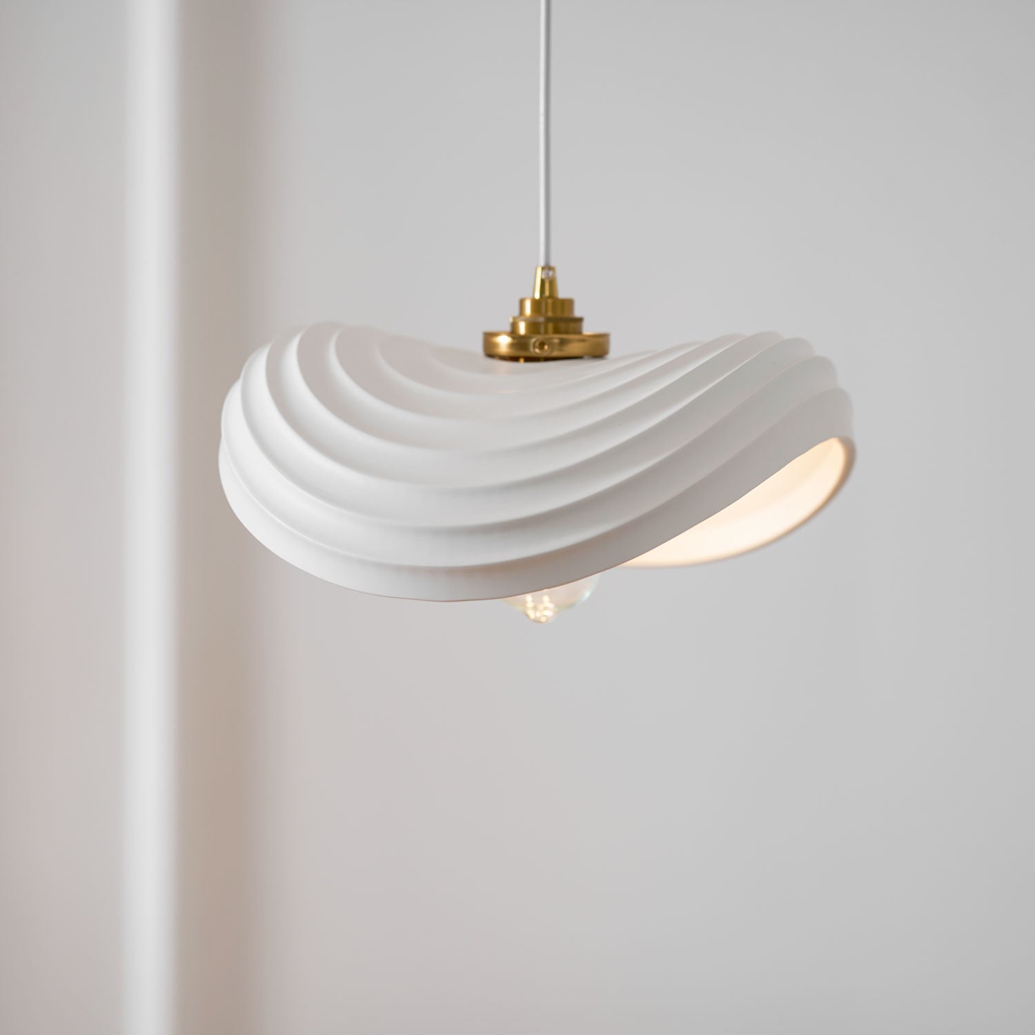 Navicula Pendant Light - Blowlighting