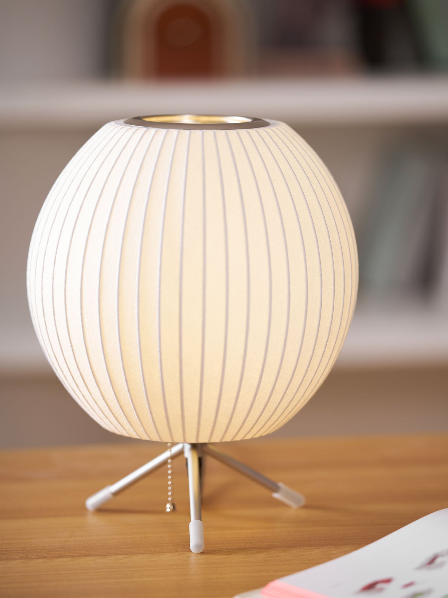 Nelson Tripod Table Lamp - Blowlighting