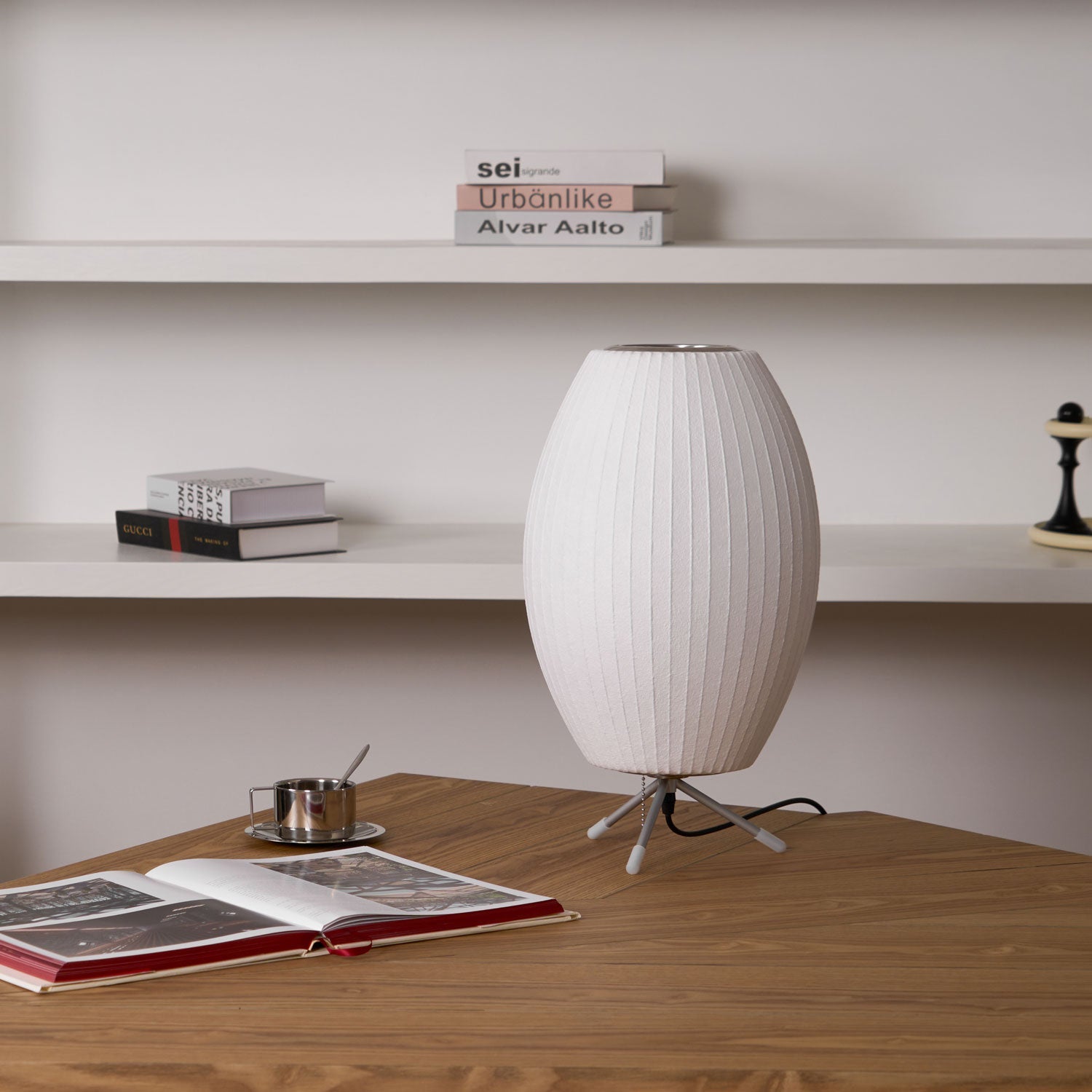 Nelson Tripod Table Lamp - Blowlighting