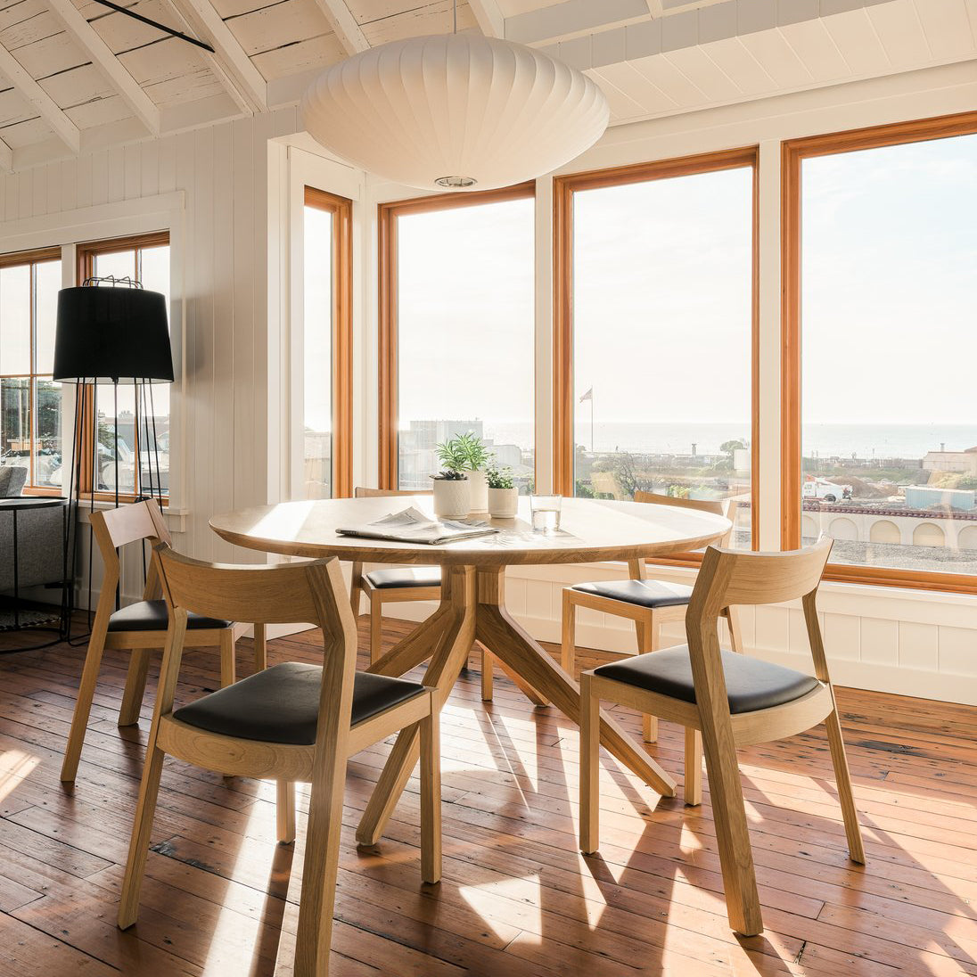 Nelson Swing Arm Pendant Lamp - Blowlighting