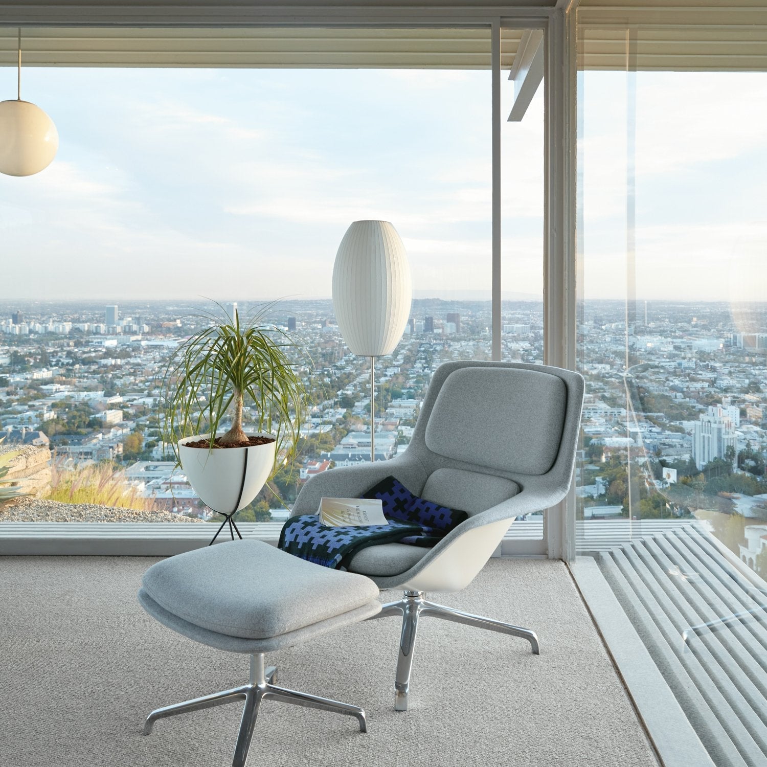 Nelson Floor Lamp - Blowlighting