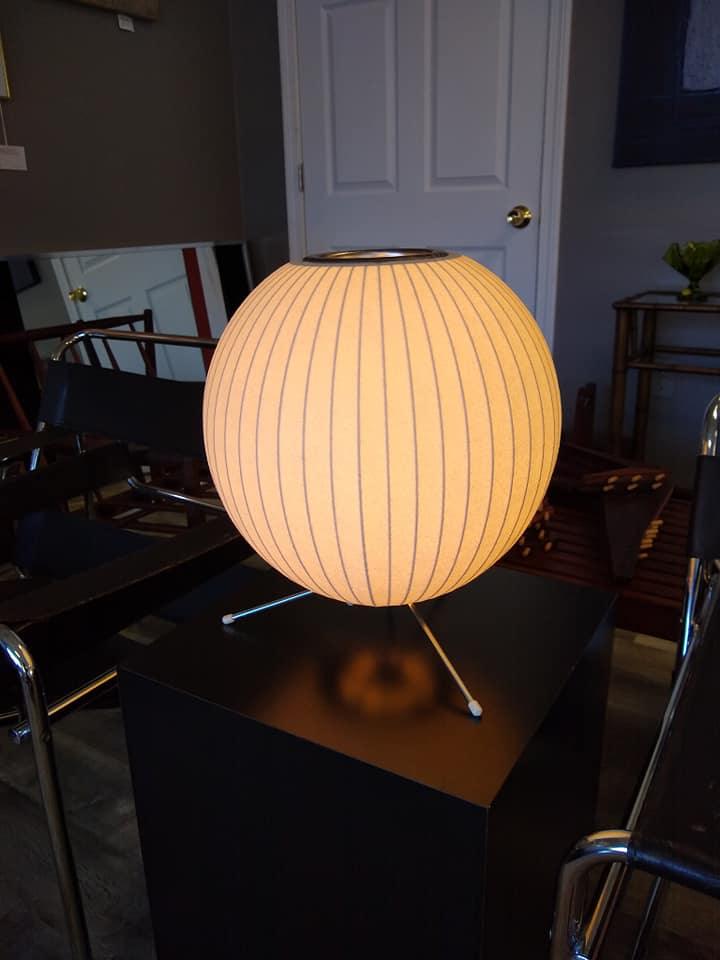 Nelson Tripod Table Lamp - Blowlighting