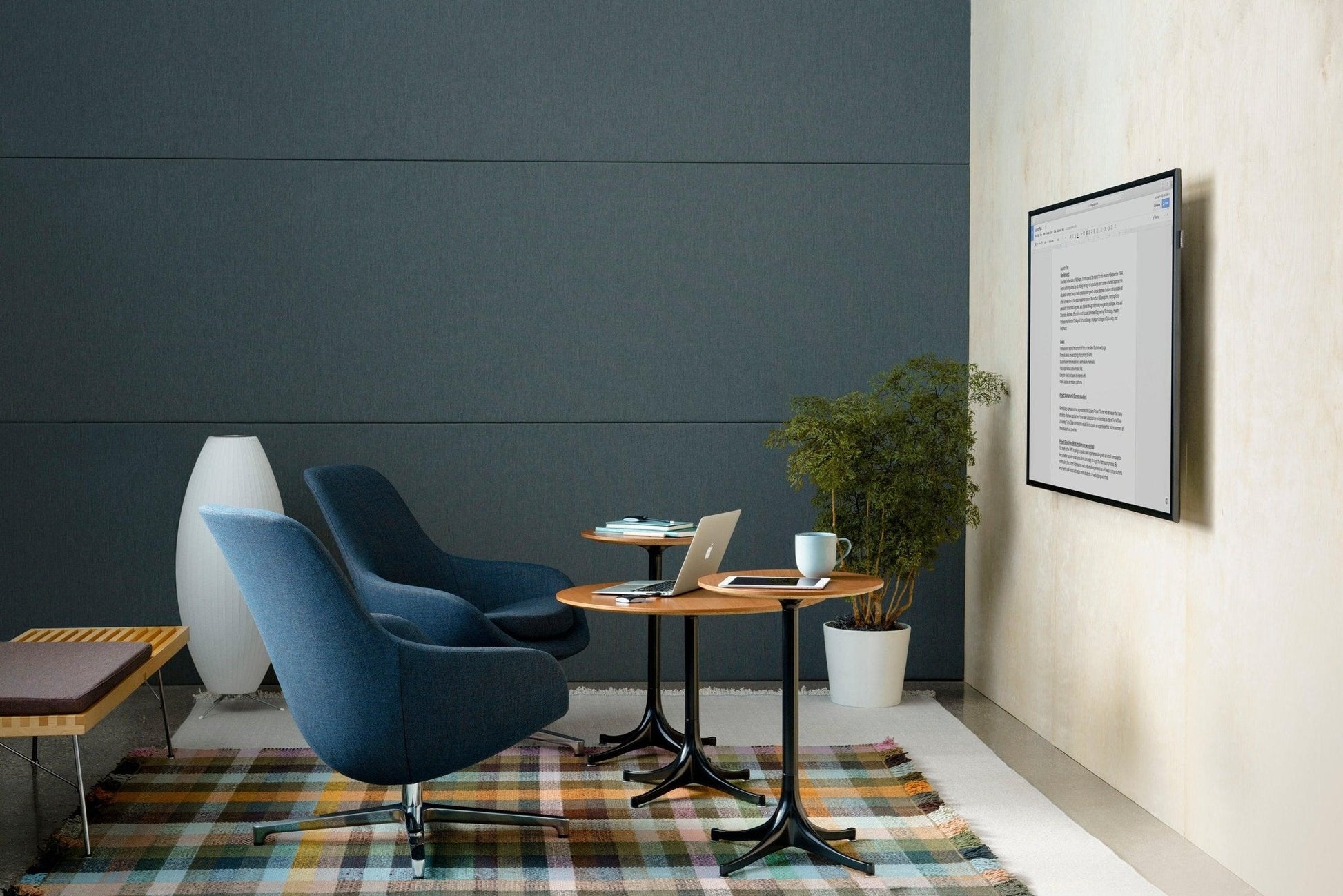 Nelson Tripod Table Lamp - Blowlighting