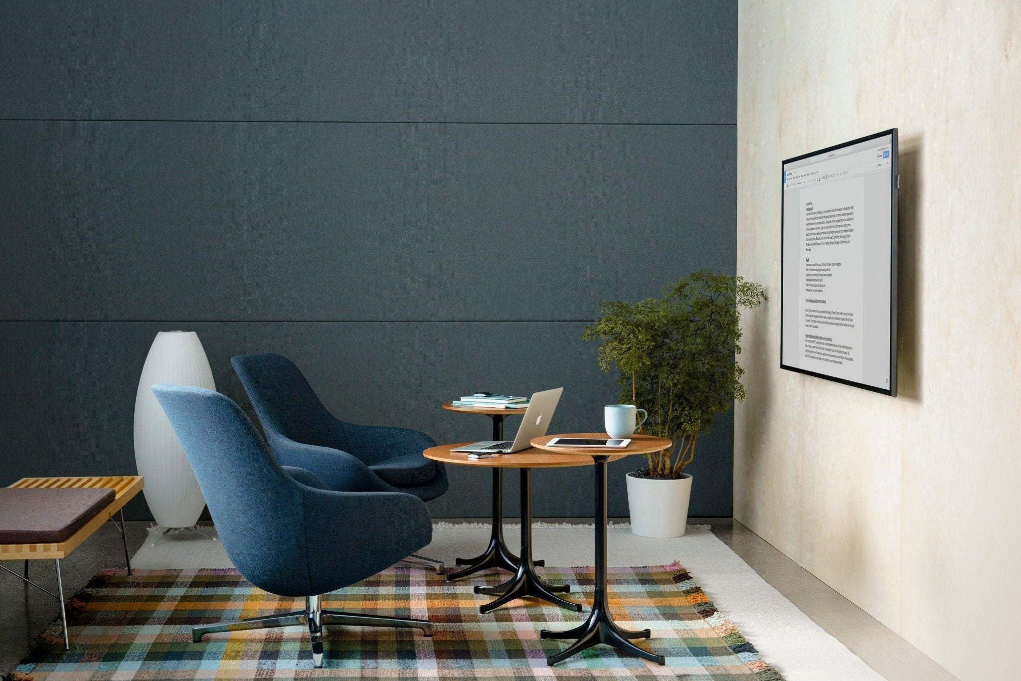 Nelson Tripod Table Lamp - Blowlighting