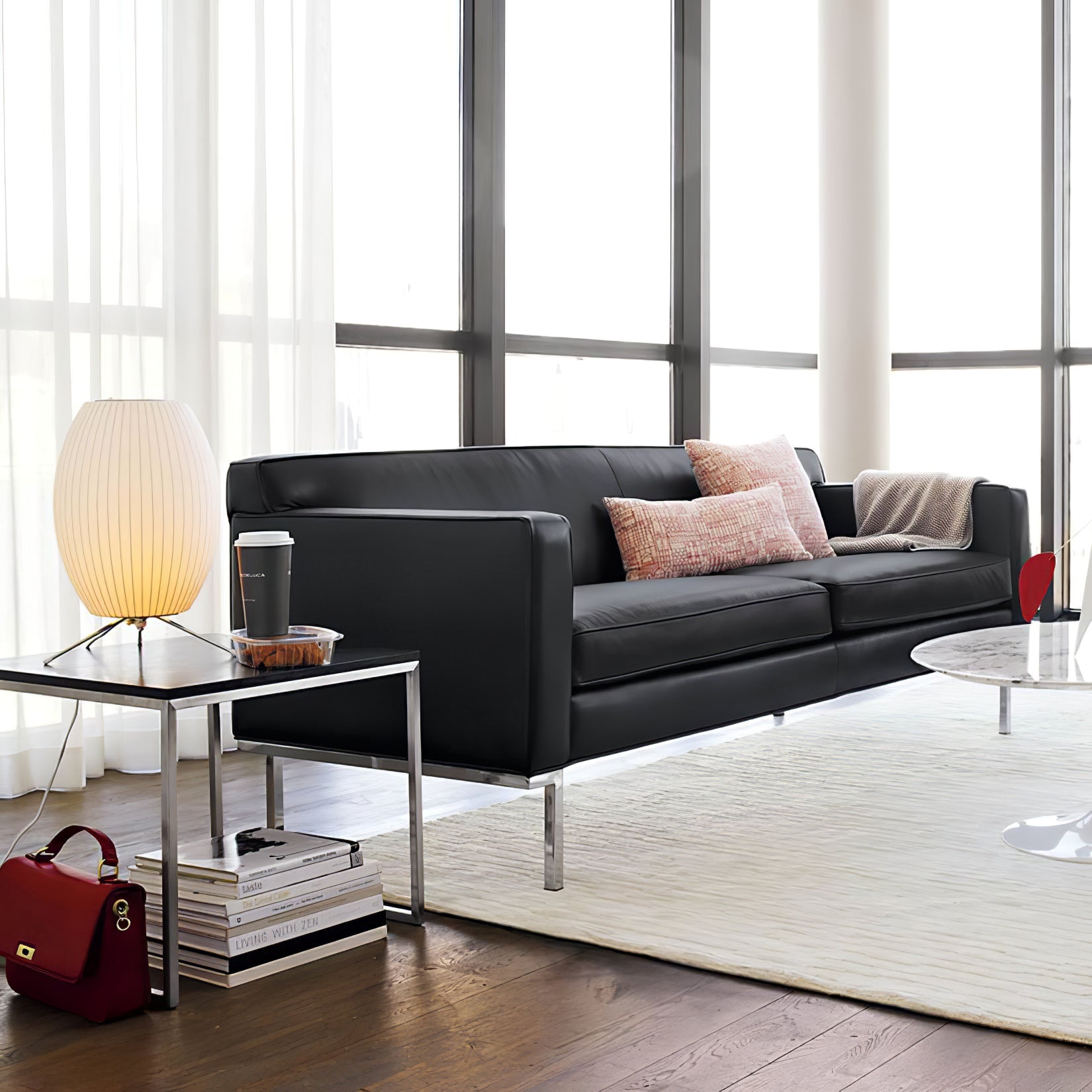 Nelson Tripod Table Lamp - Blowlighting