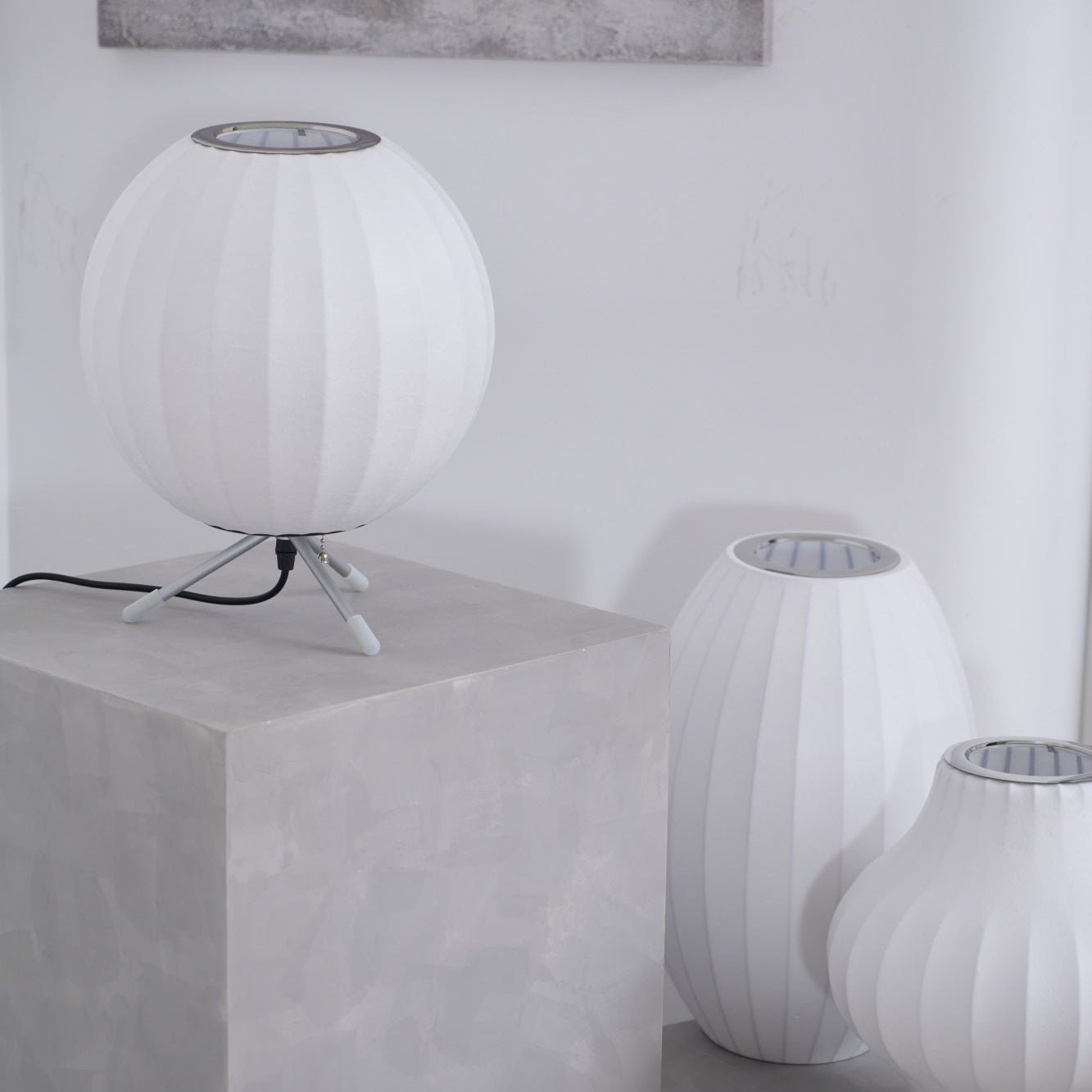 Nelson Tripod Table Lamp - Blowlighting