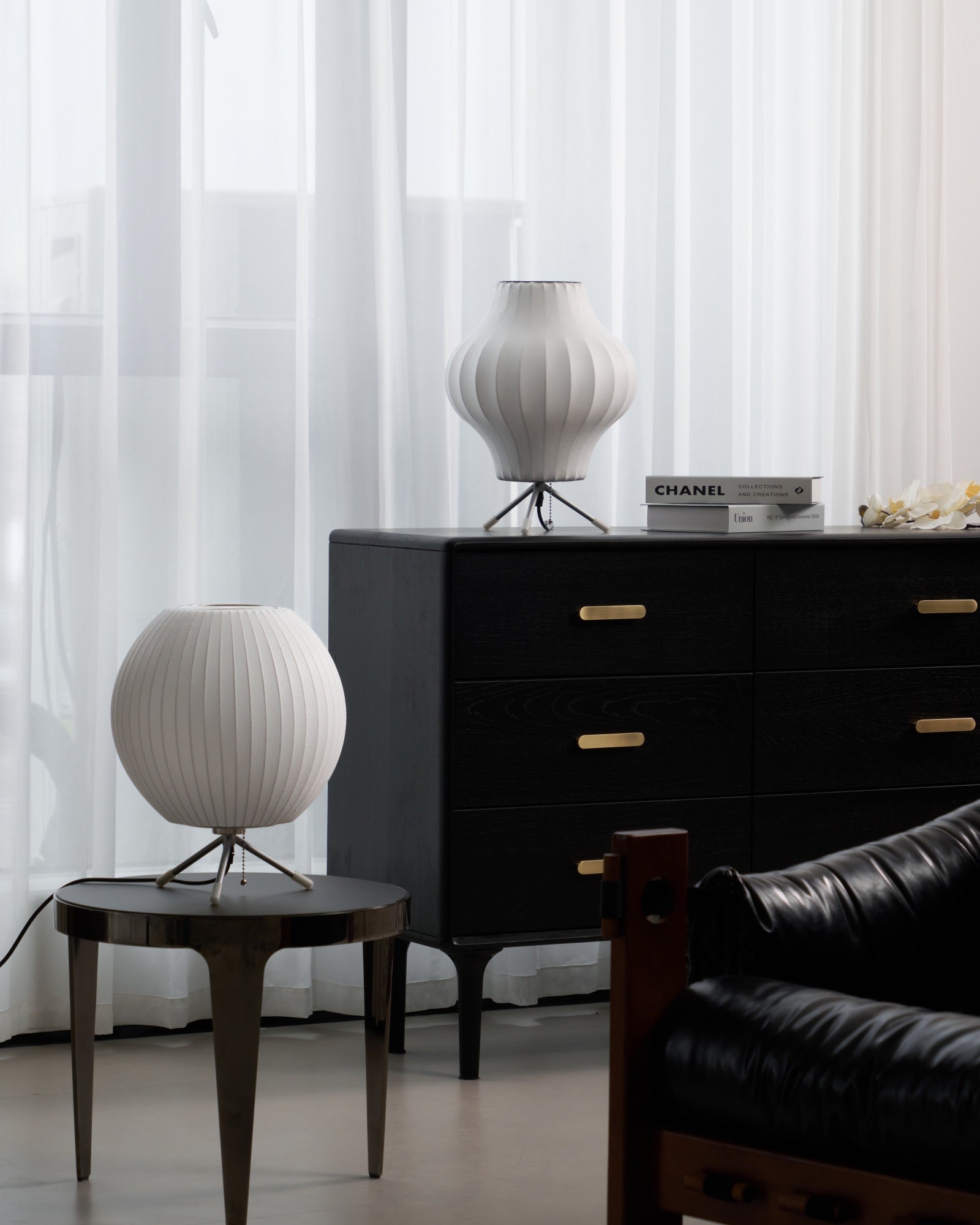 Nelson Tripod Table Lamp - Blowlighting