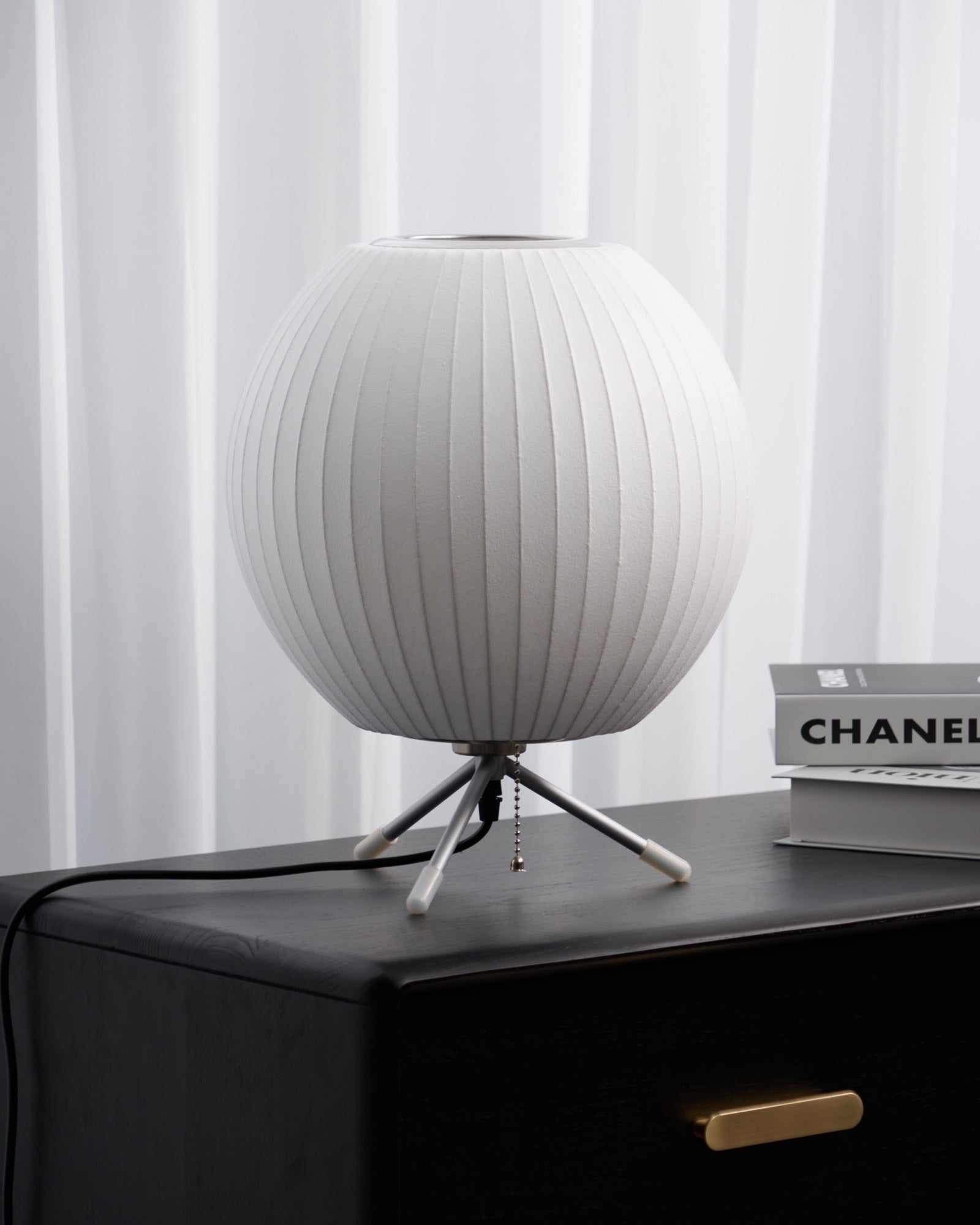 Nelson Tripod Table Lamp - Blowlighting