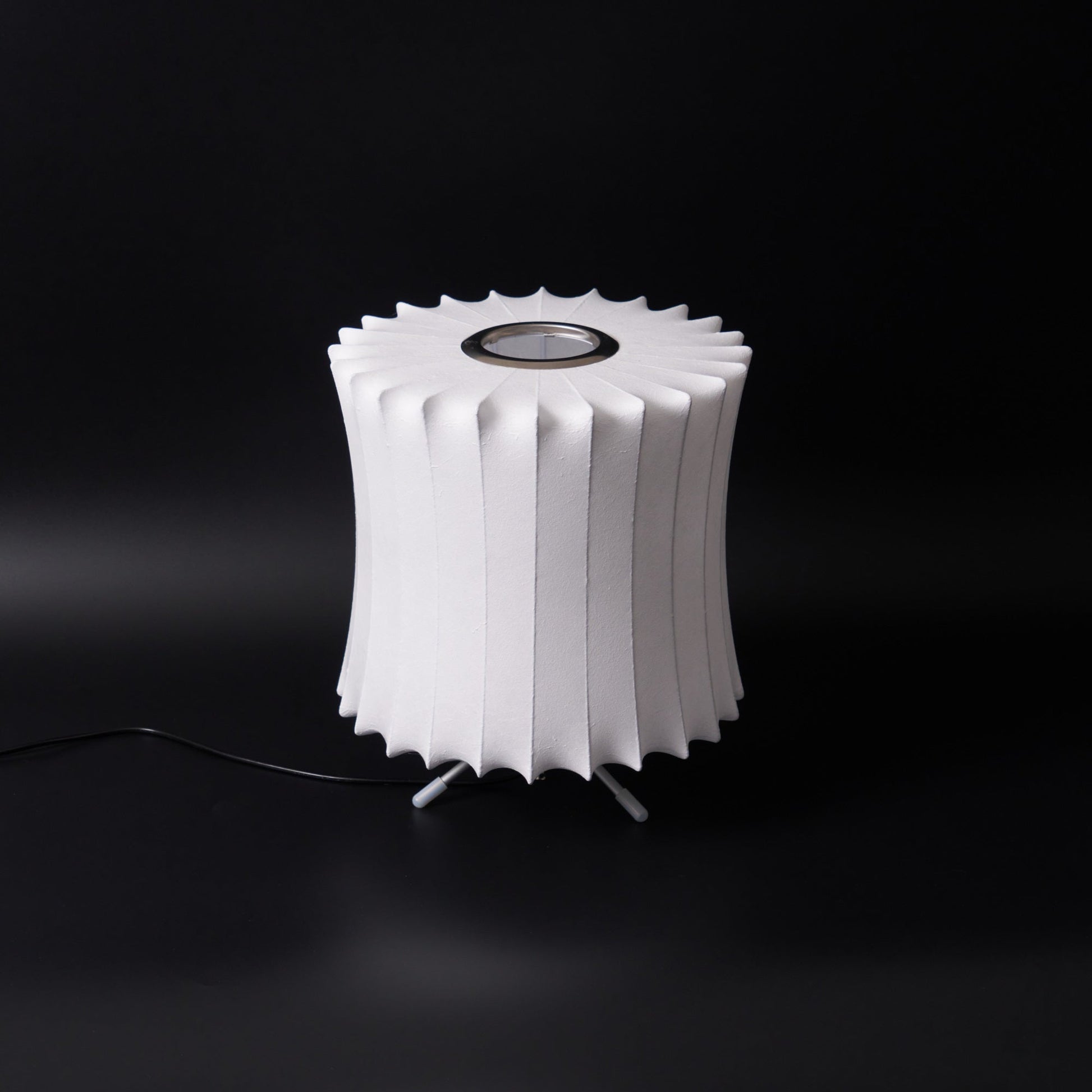 Nelson Tripod Table Lamp - Blowlighting