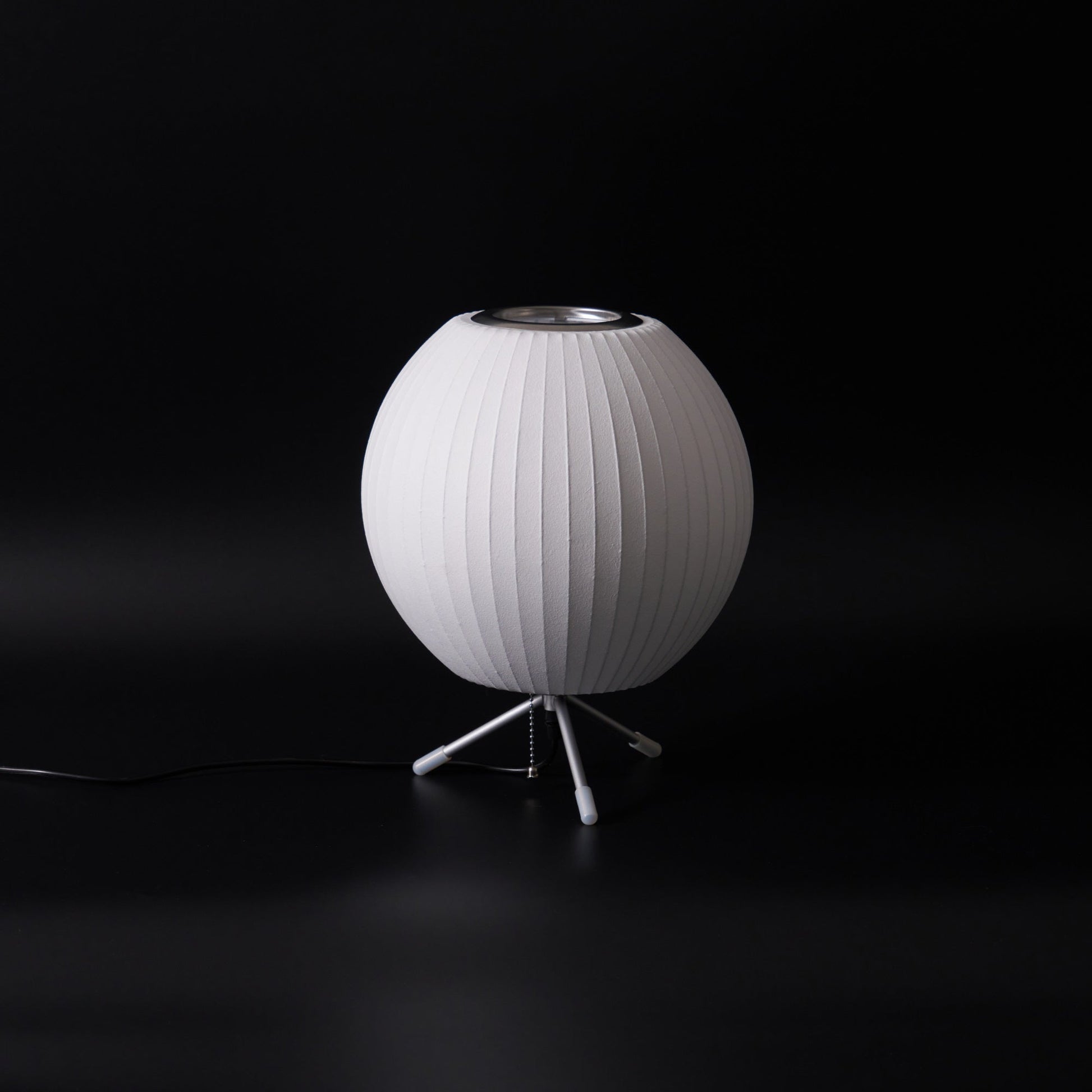 Nelson Tripod Table Lamp - Blowlighting