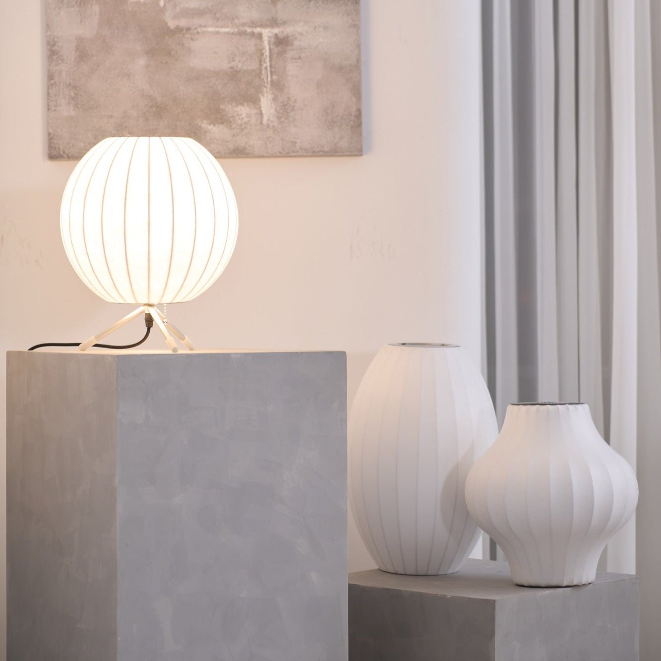 Nelson Tripod Table Lamp - Blowlighting