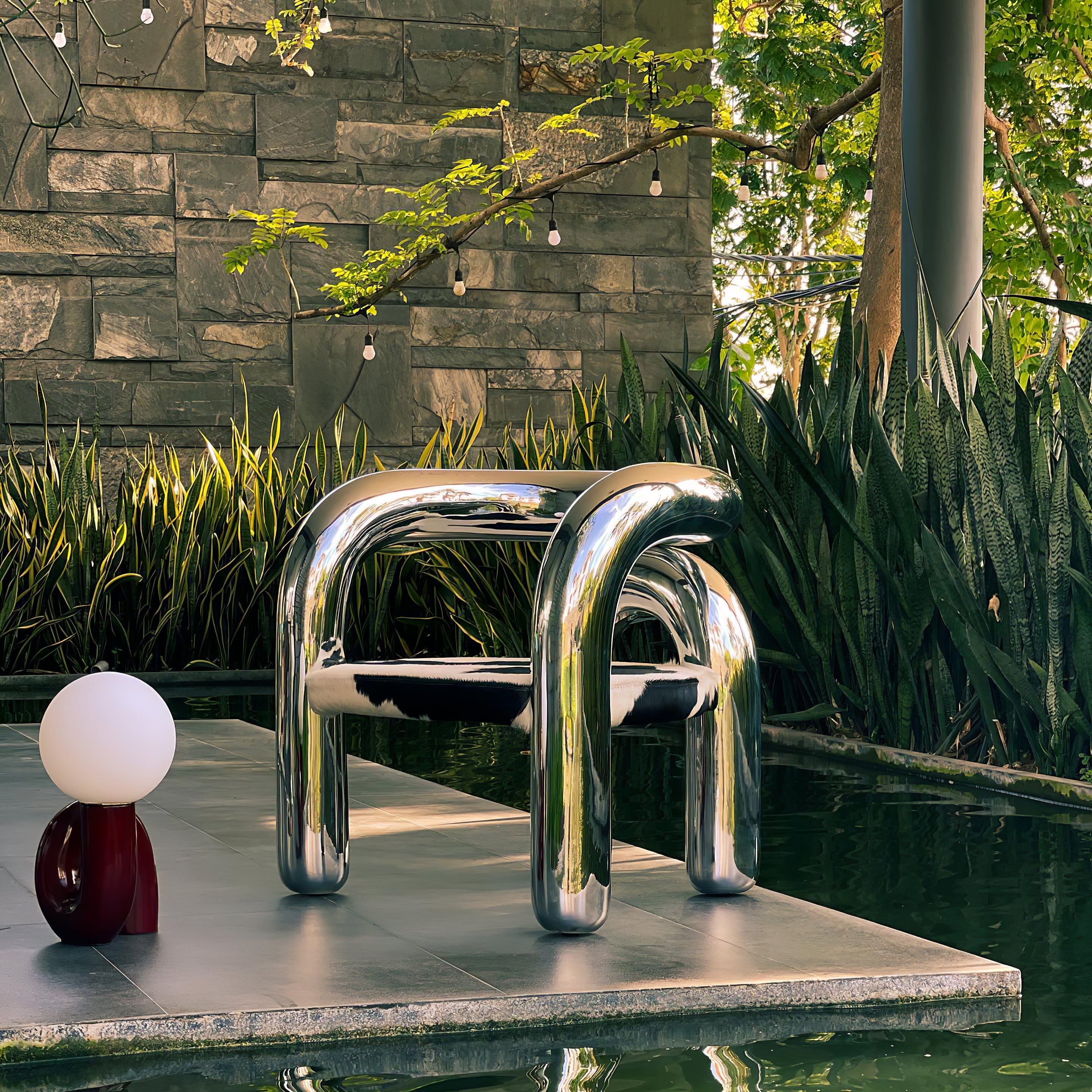 Playful N Shape Table Lamp - Blowlighting