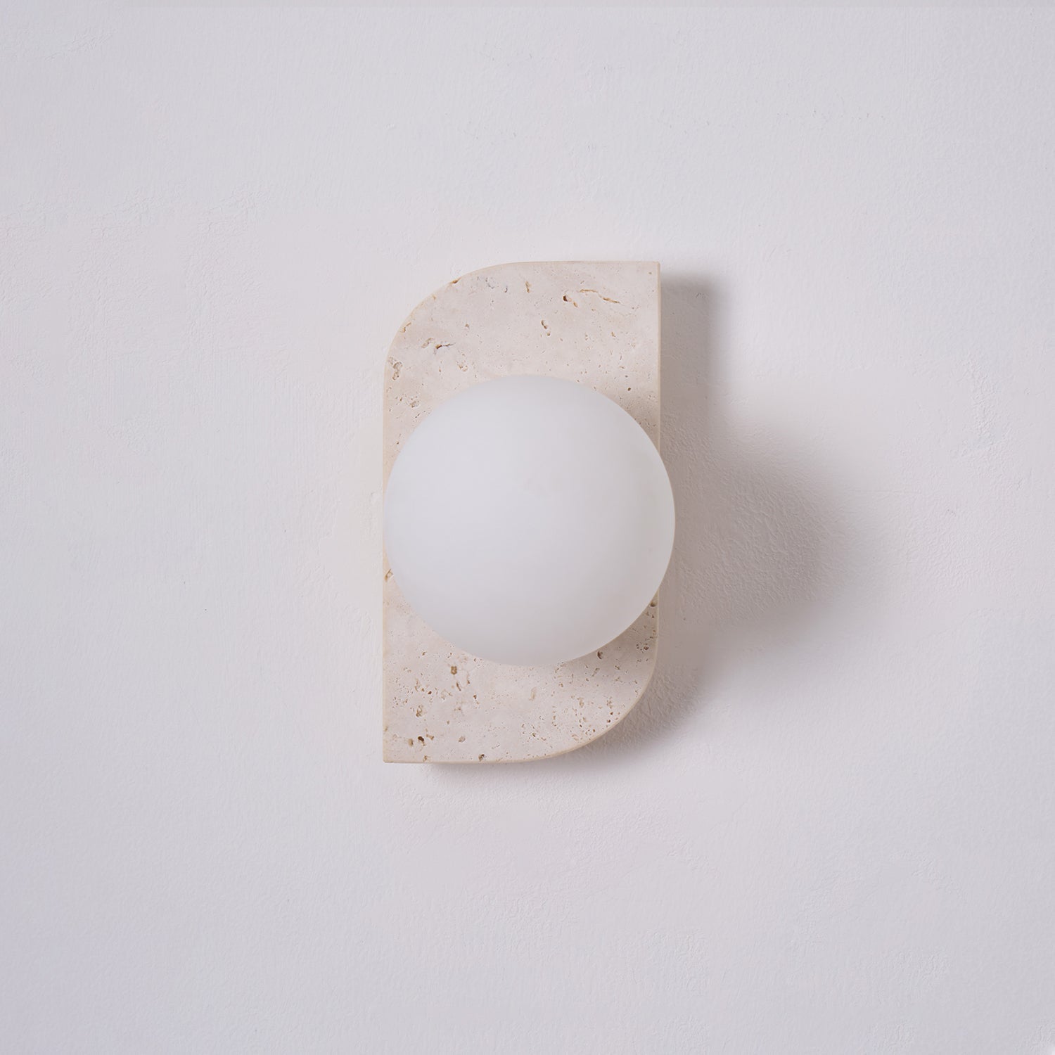 Zophaor Minimalist Travertine Plug-In Wall Light - Blowlighting