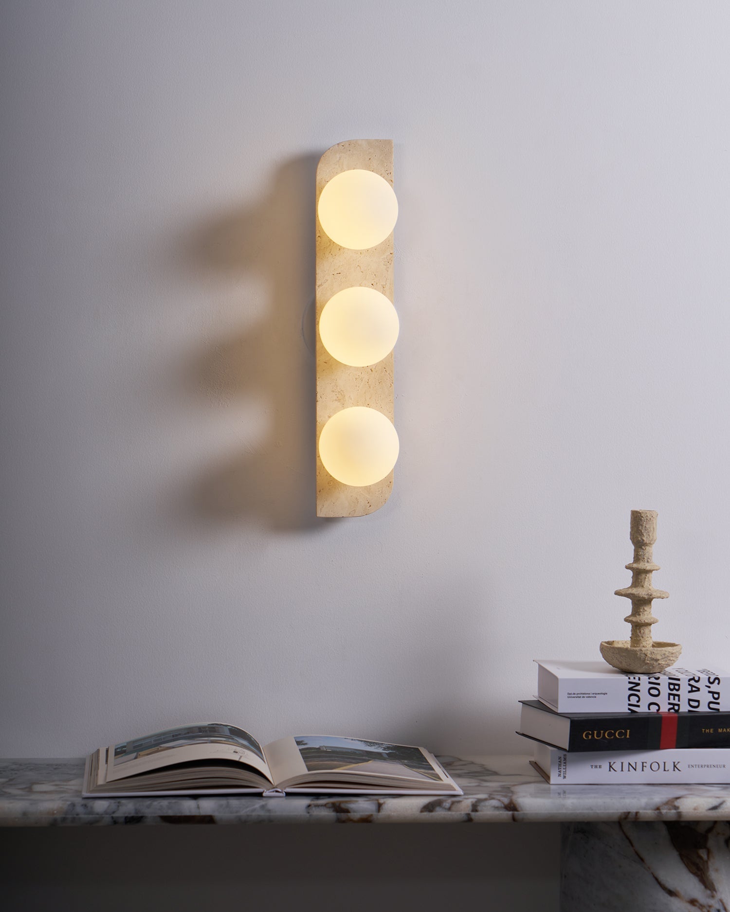 Zophaor Minimalist Travertine Plug-In Wall Light - Blowlighting