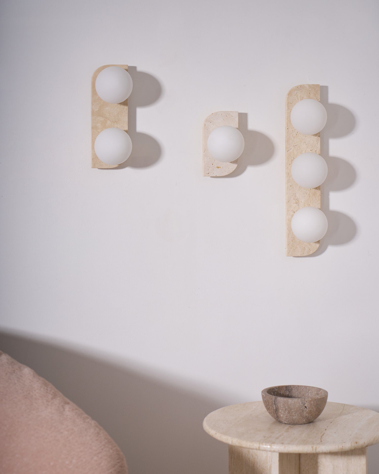 Zophaor Minimalist Travertine Plug-In Wall Light - Blowlighting