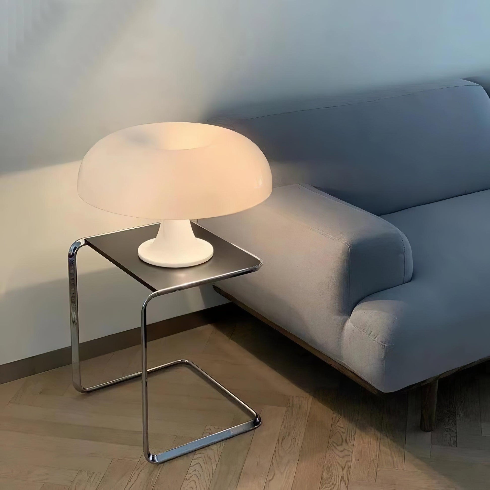 Mushroom Playful Table Lamp - Blowlighting
