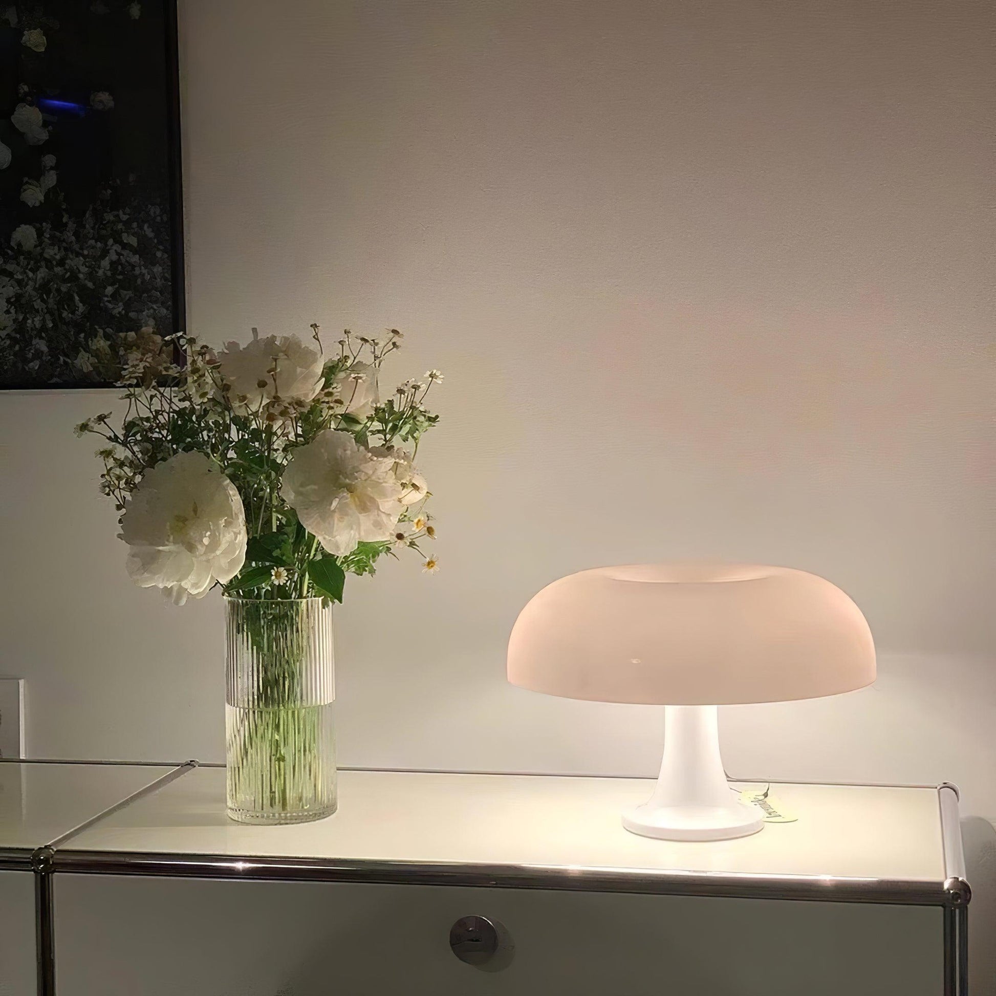Mushroom Playful Table Lamp - Blowlighting