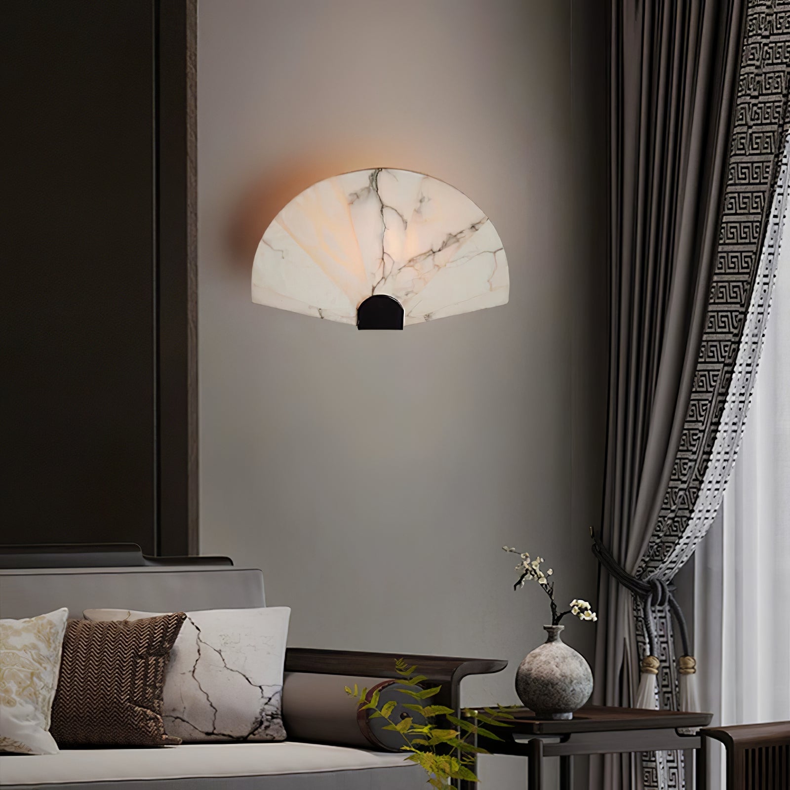 Aurelia Minimalist Alabaster Wall Light - Blowlighting