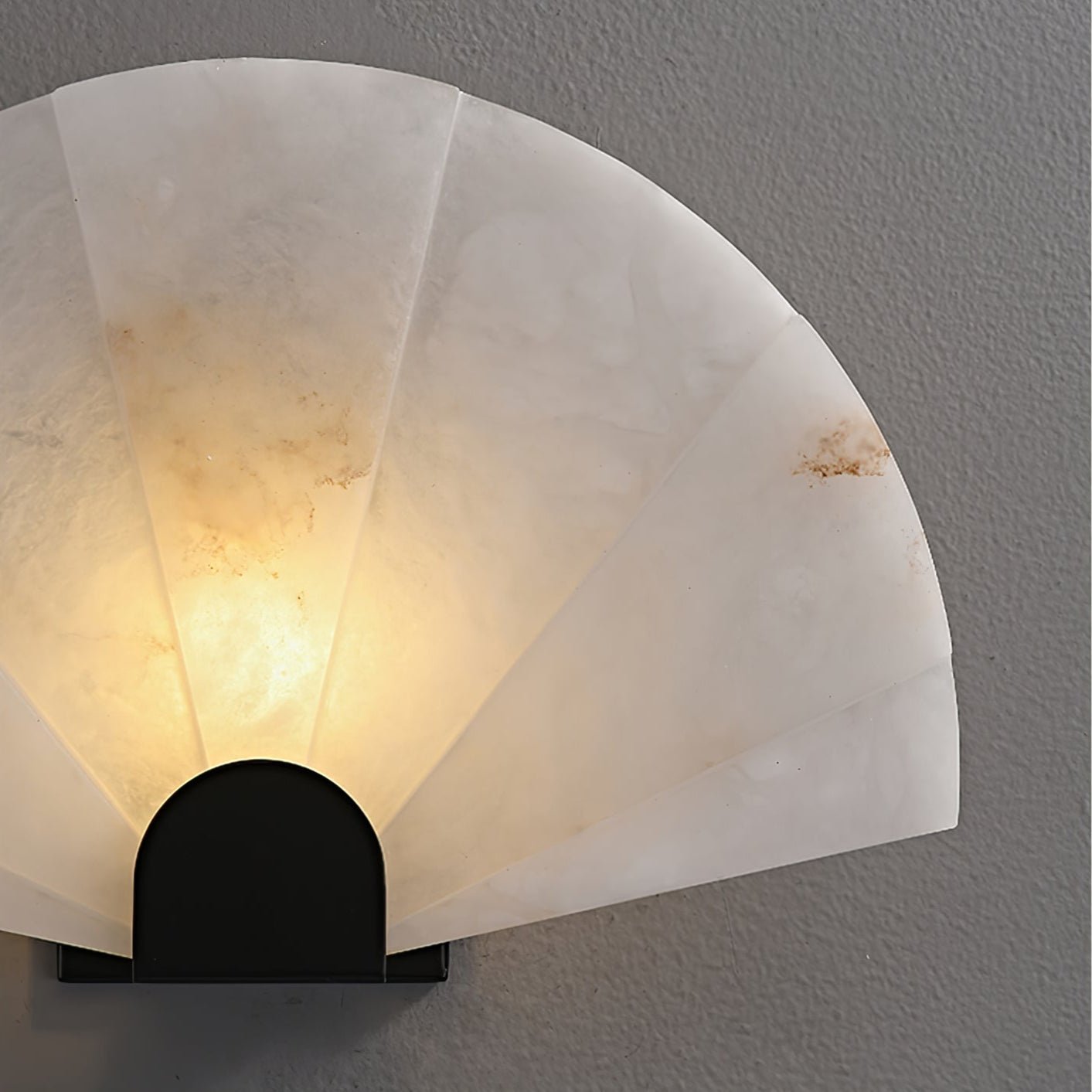 Aurelia Minimalist Alabaster Wall Light - Blowlighting