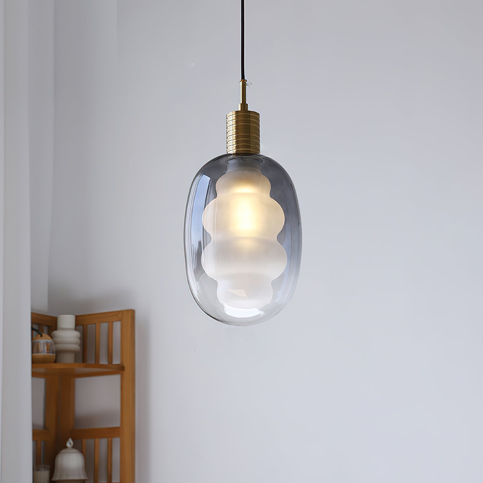 Niche Art Deco Glass Pendant Light