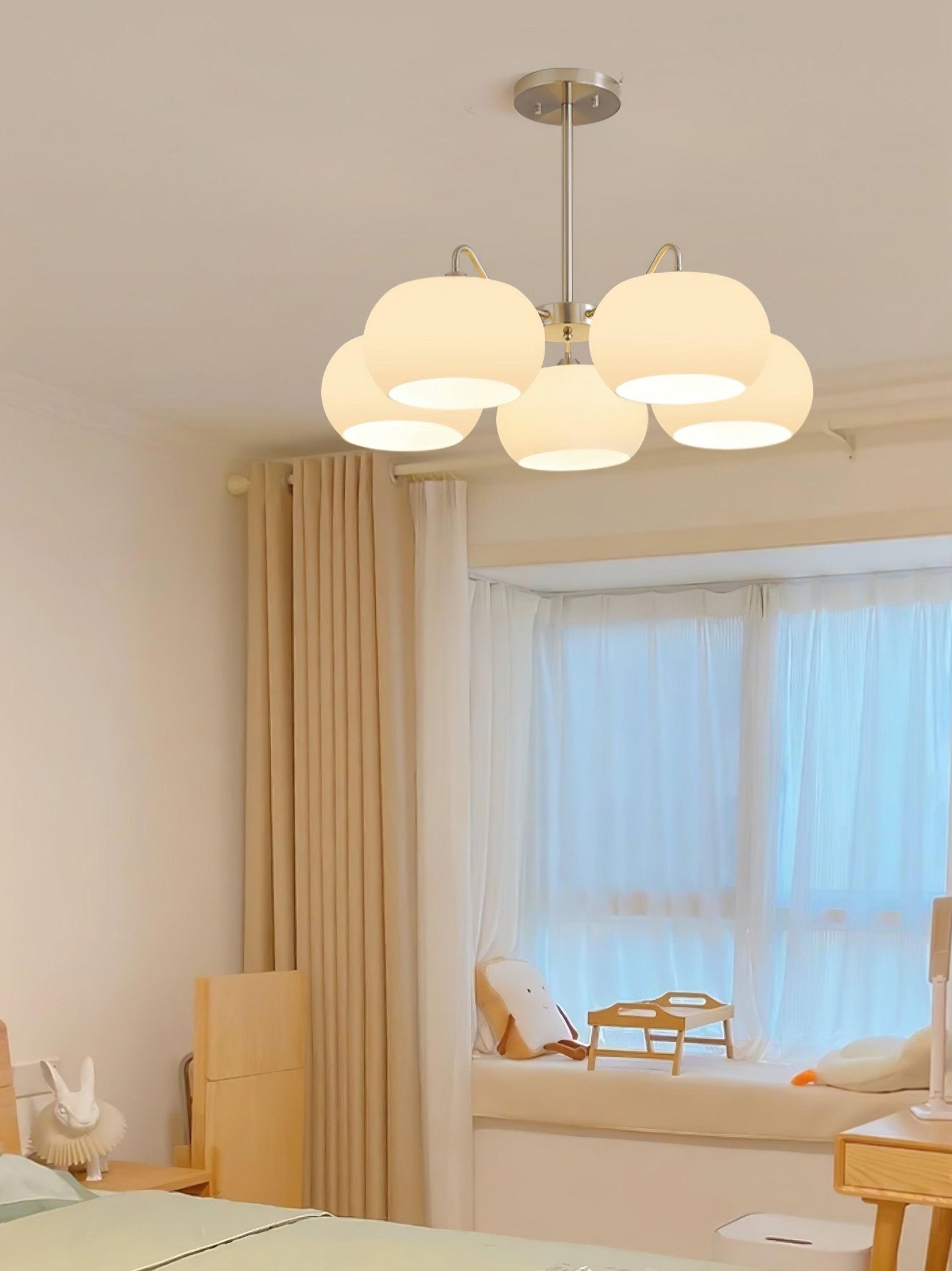 Aurora Chandelier White Glass Persimmon Shape - Blowlighting