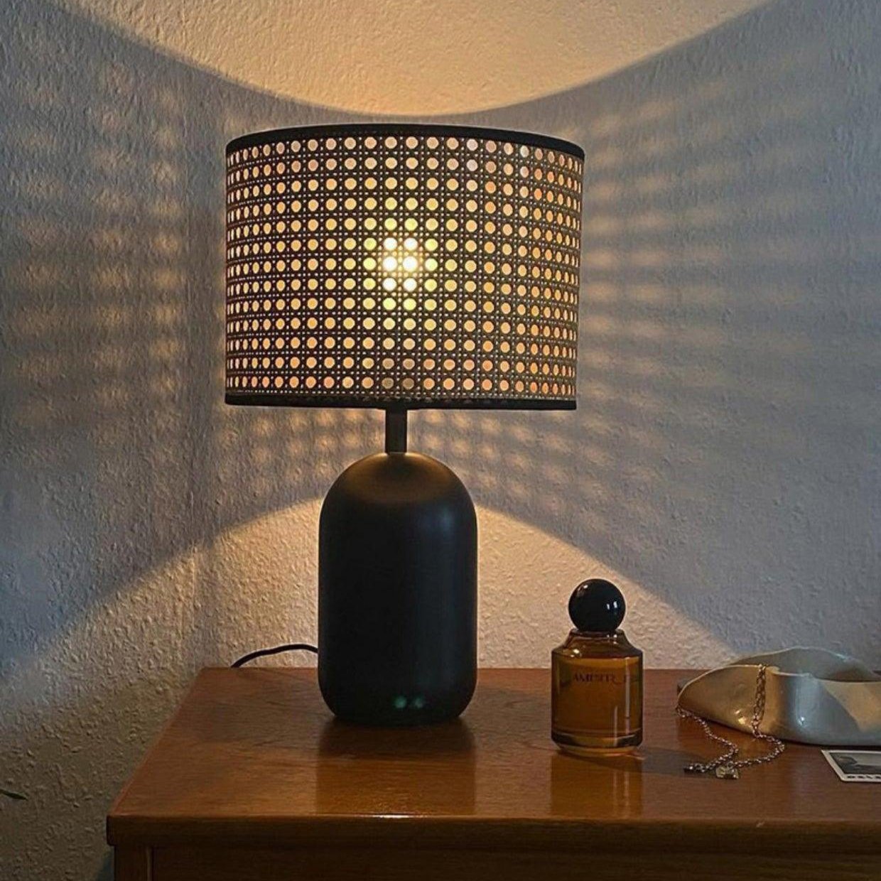 Nico Table Lamp - Blowlighting