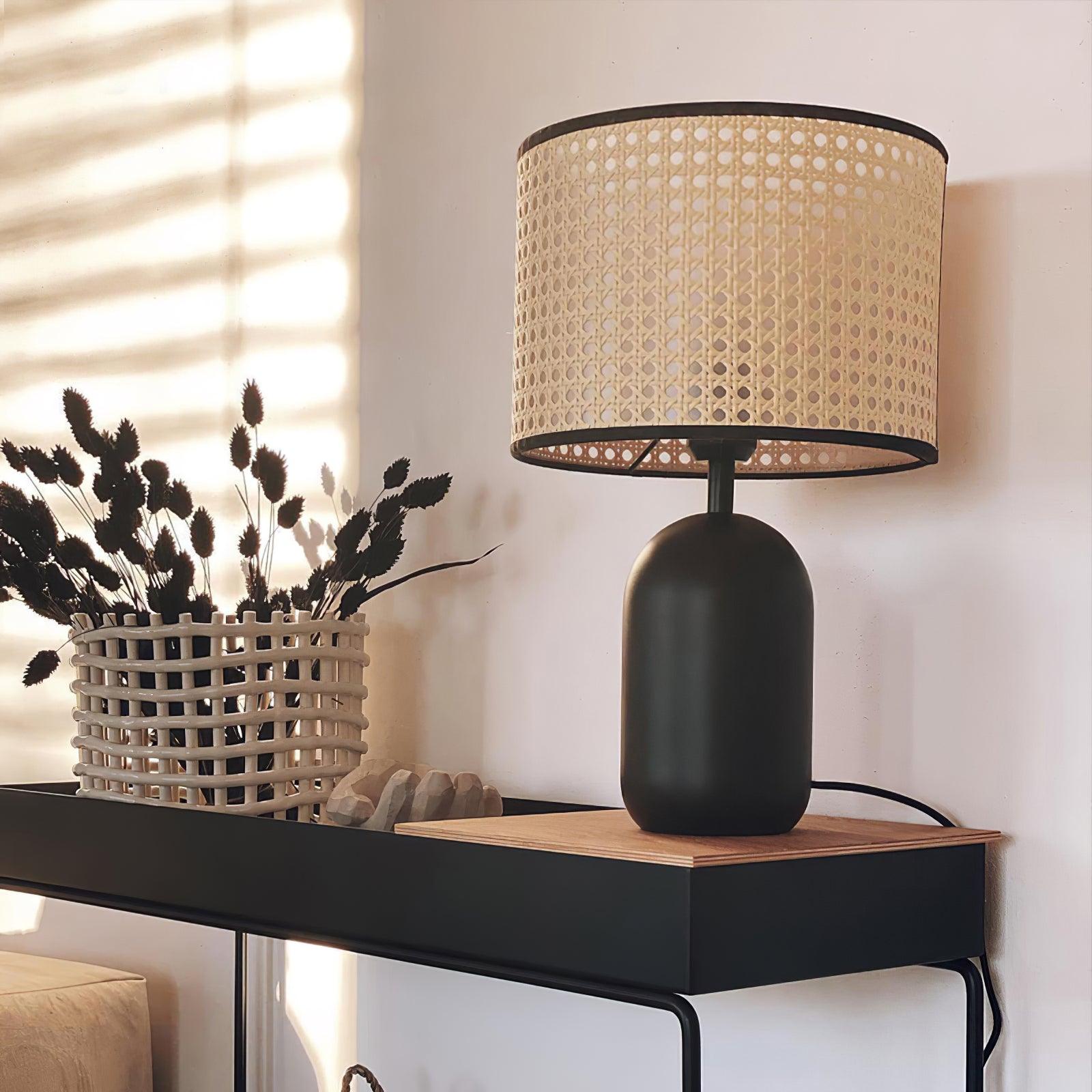 Nico Table Lamp - Blowlighting