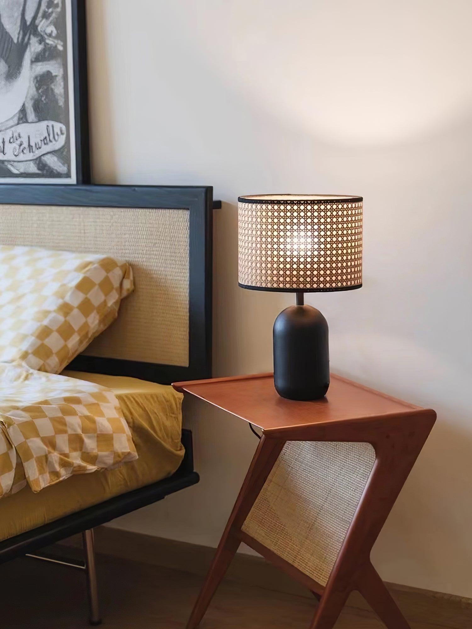 Nico Table Lamp - Blowlighting
