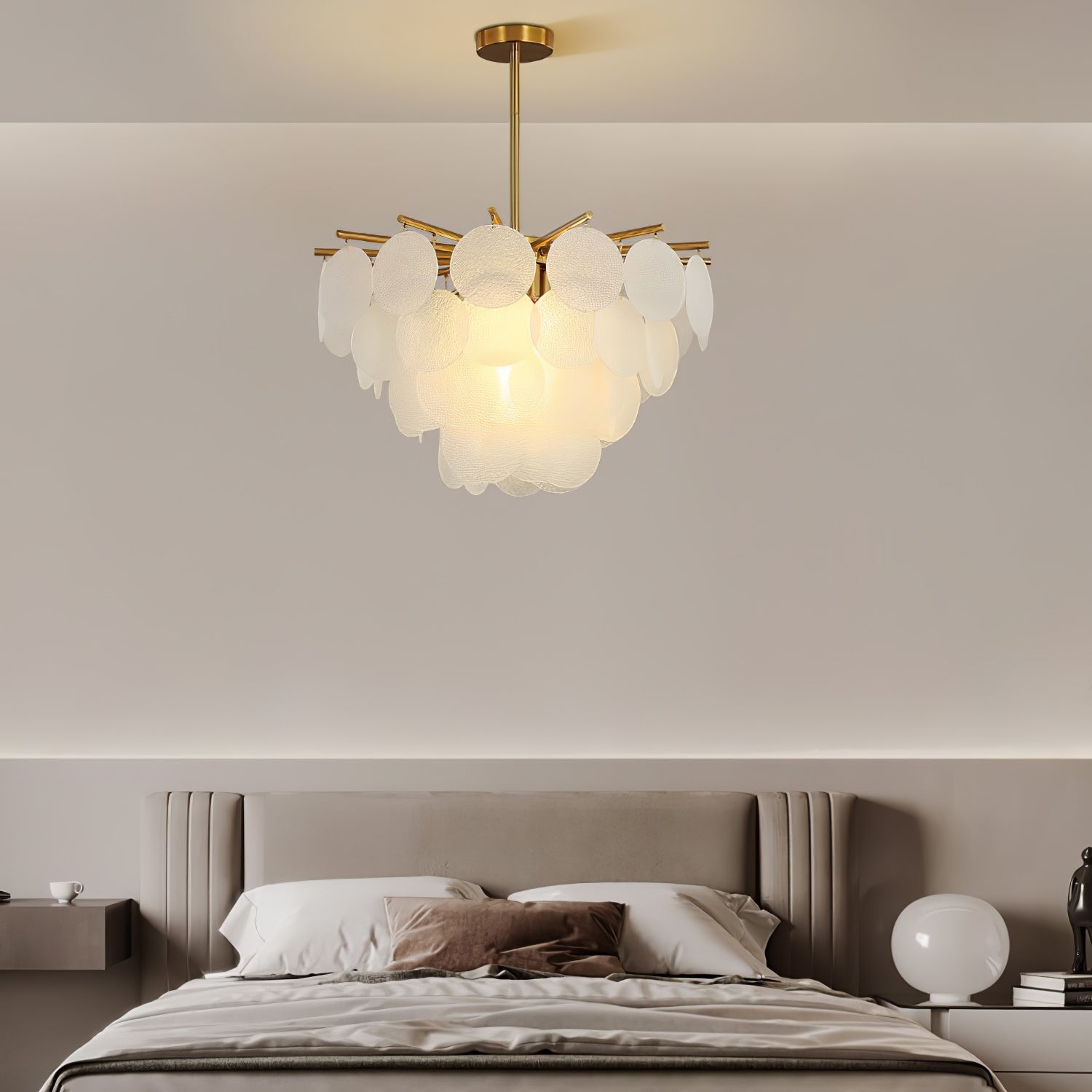 Nimbus Chandelier - Blowlighting