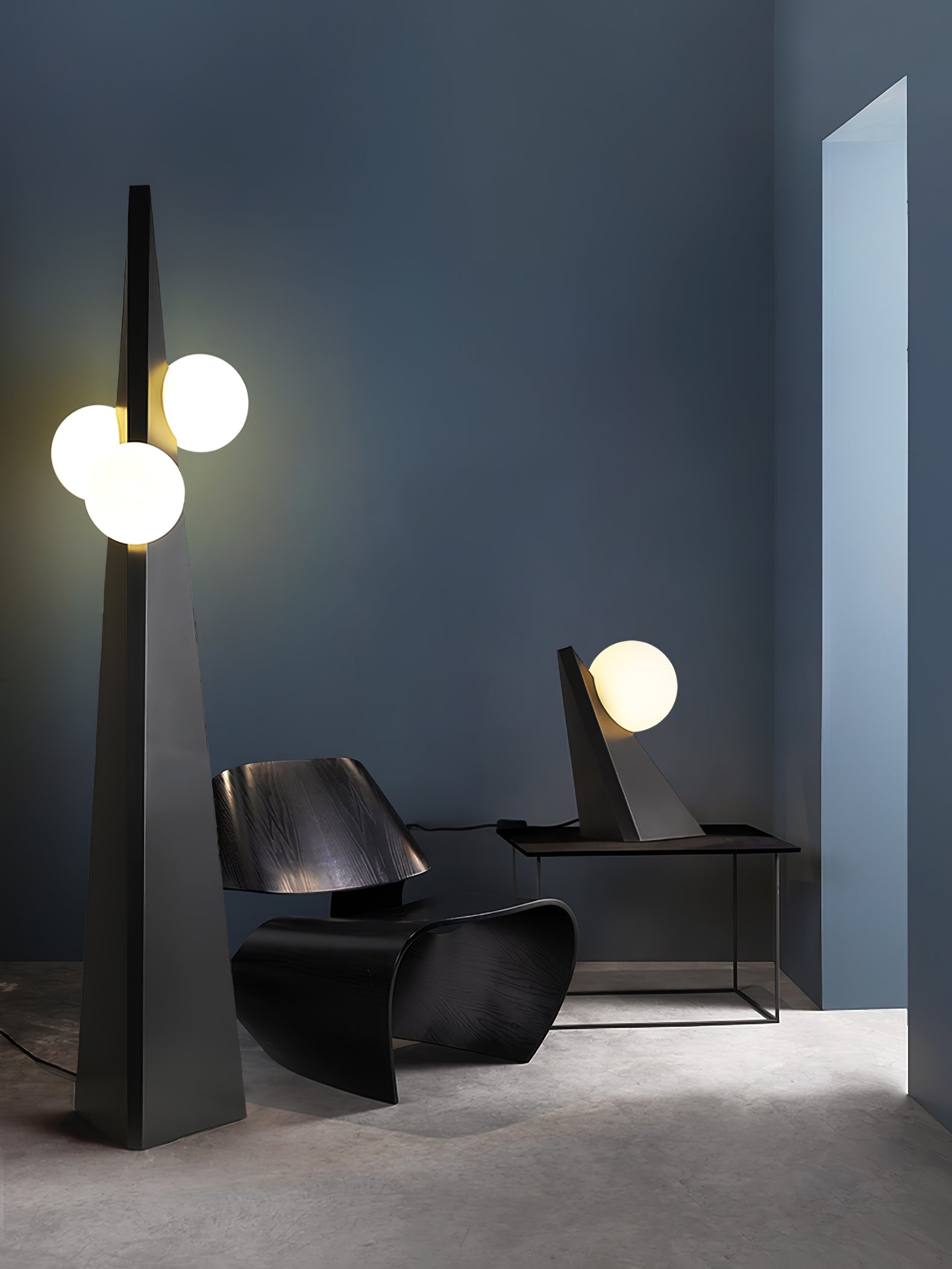 Lymarora Sculptural Metal Floor Lamp - Blowlighting