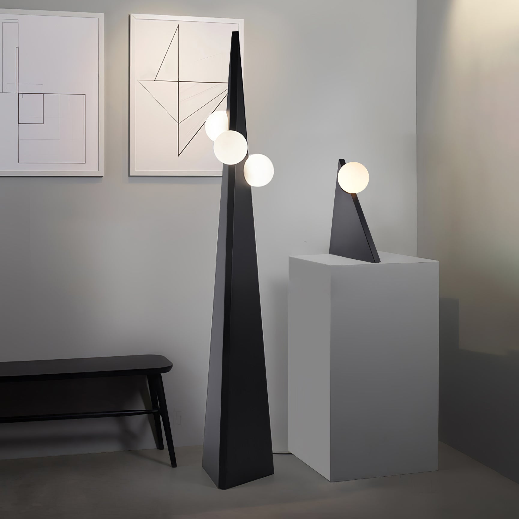 Lymarora Sculptural Metal Floor Lamp - Blowlighting