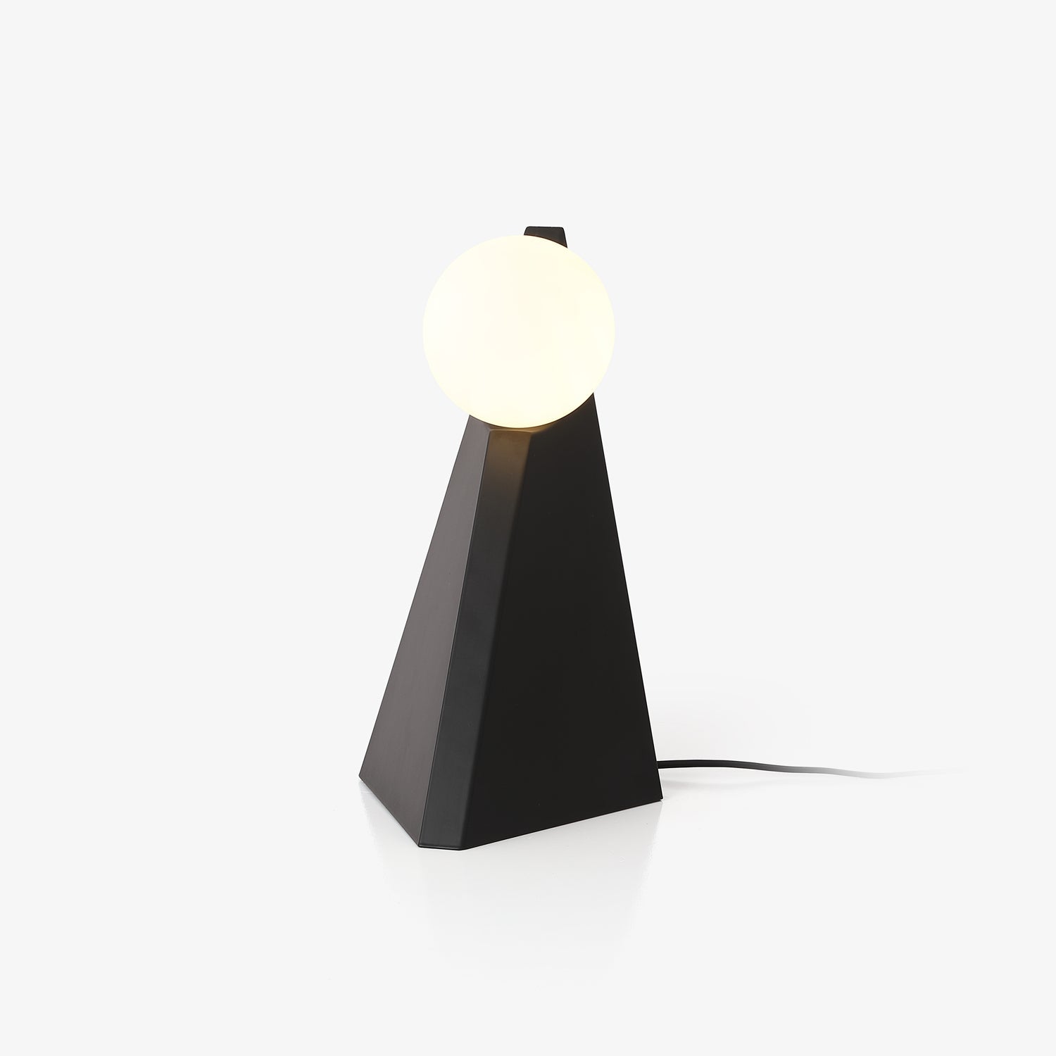 Noir Roy Table Lamp - Blowlighting