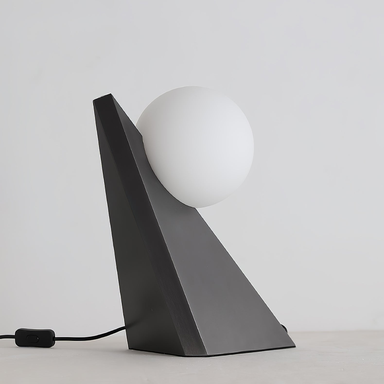 Noir Roy Table Lamp - Blowlighting