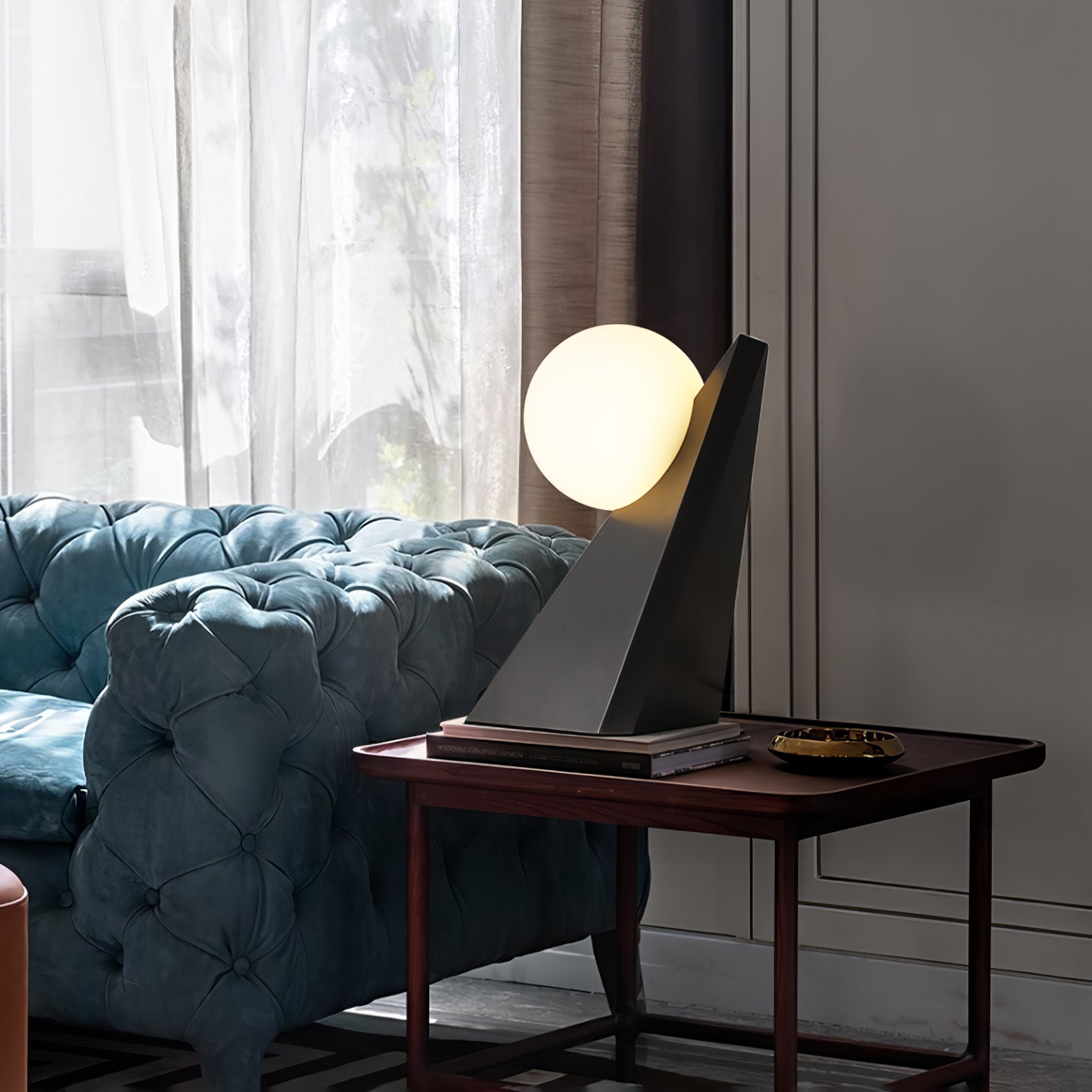Noir Roy Table Lamp - Blowlighting
